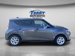 Used 2023 Kia Soul LX Hatchback for sale