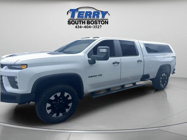 2020 Chevrolet Silverado 2500HD Custom photo 3