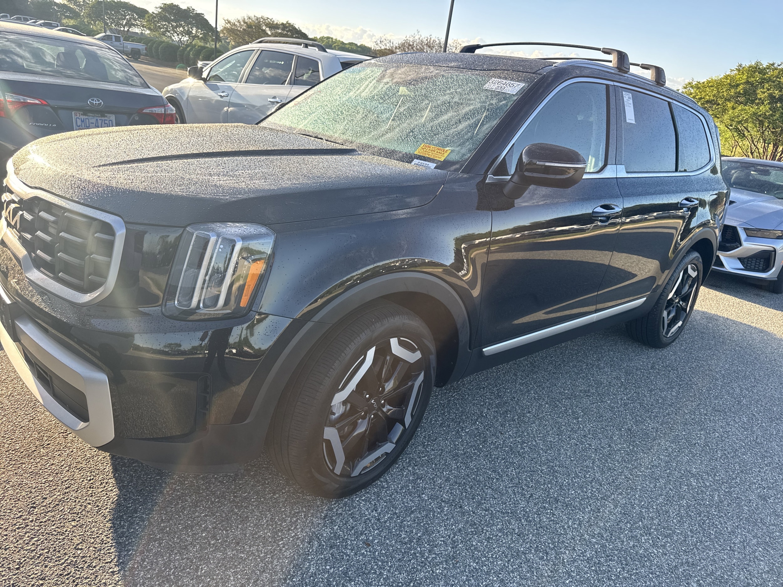 2025 Kia Telluride S photo 4