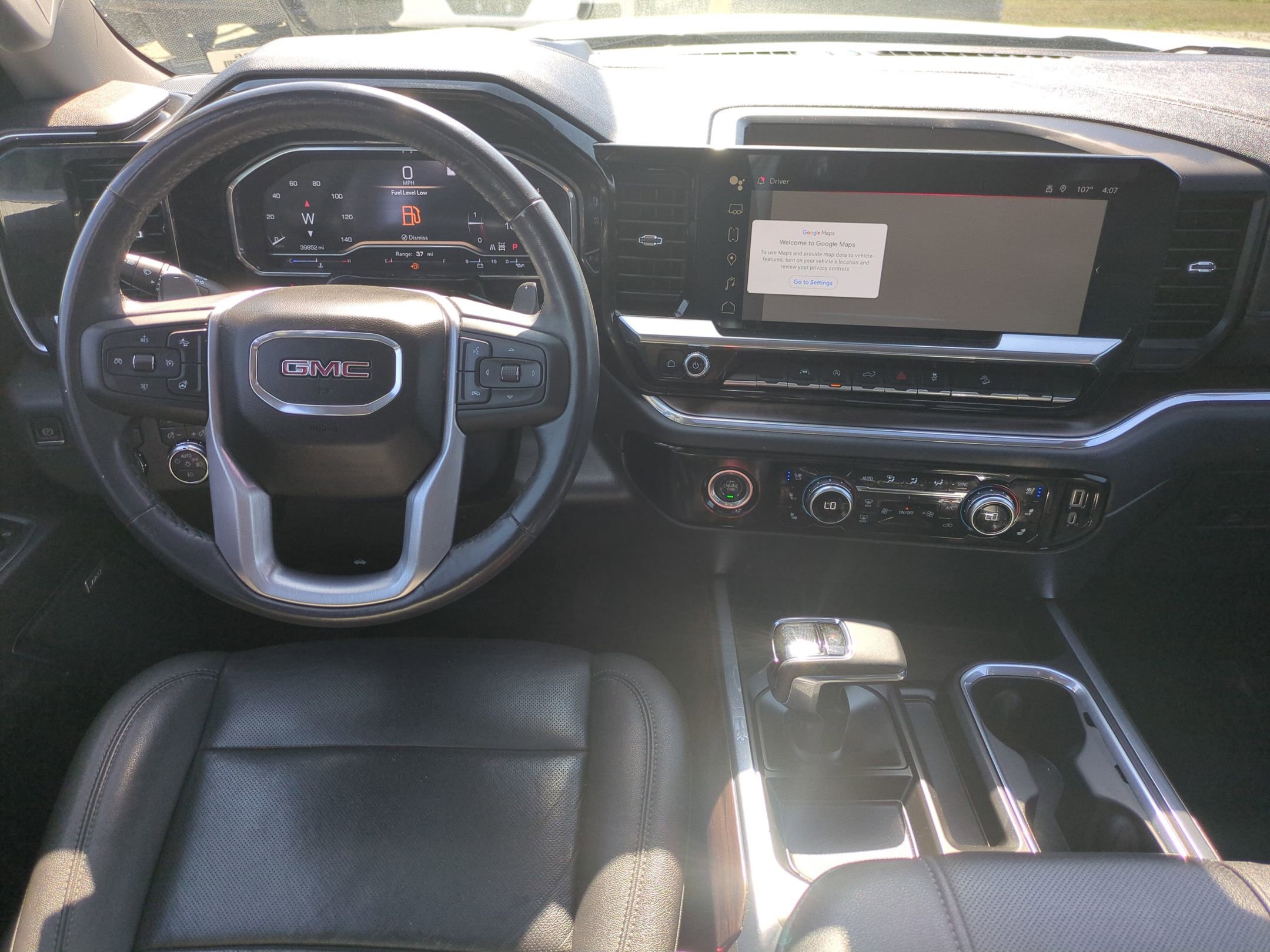 2023 GMC Sierra 1500 SLT - Photo 29
