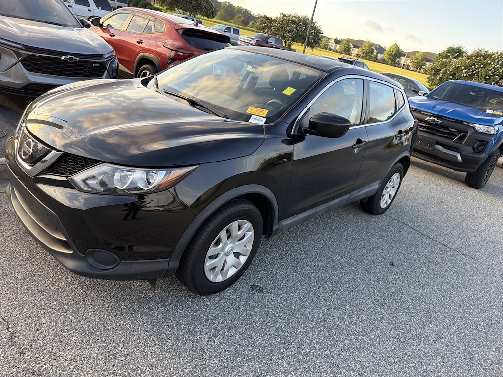 Used 2019 Nissan Rogue Sport S SUV