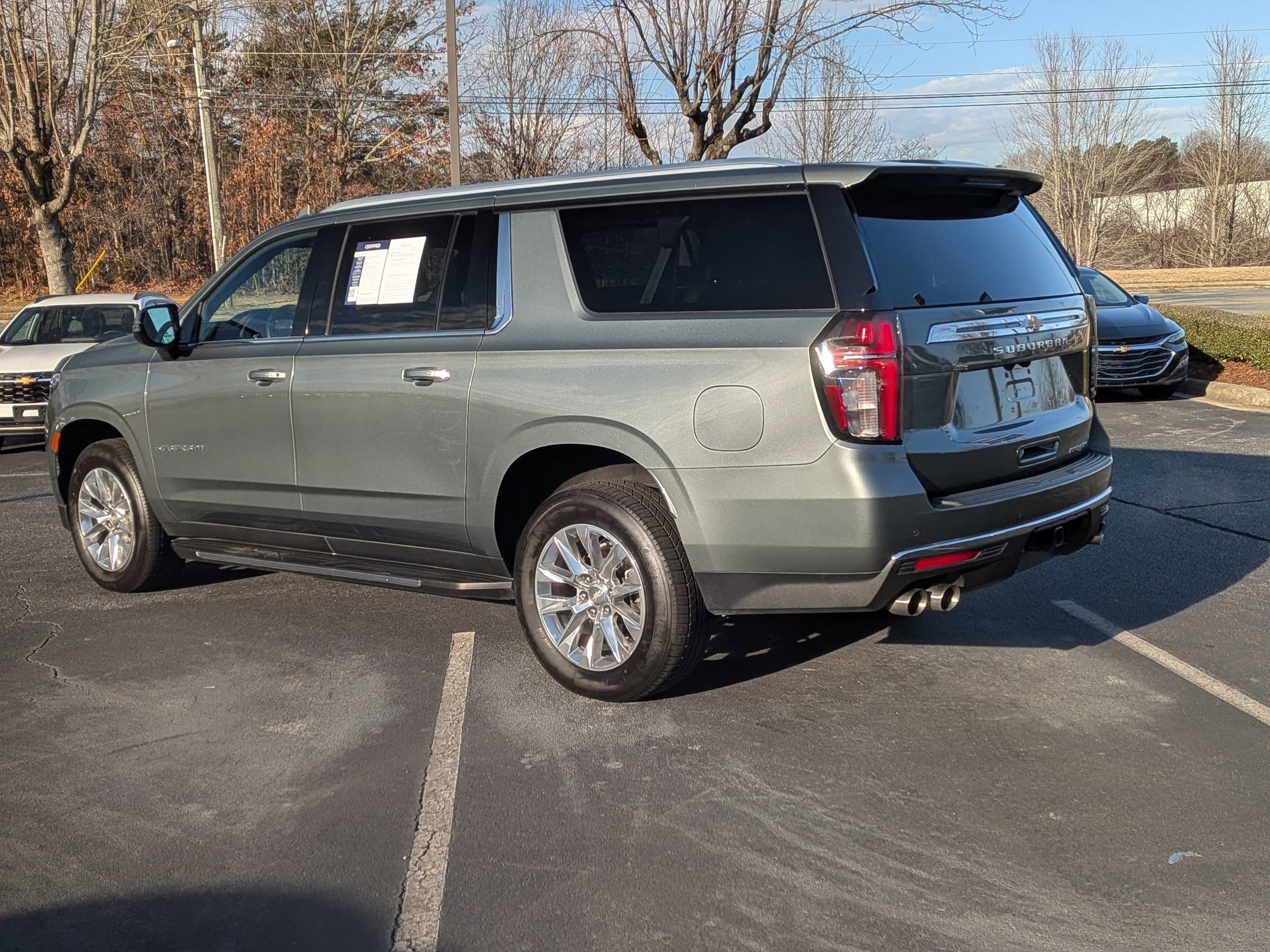 2024 Chevrolet Suburban Premier photo 6