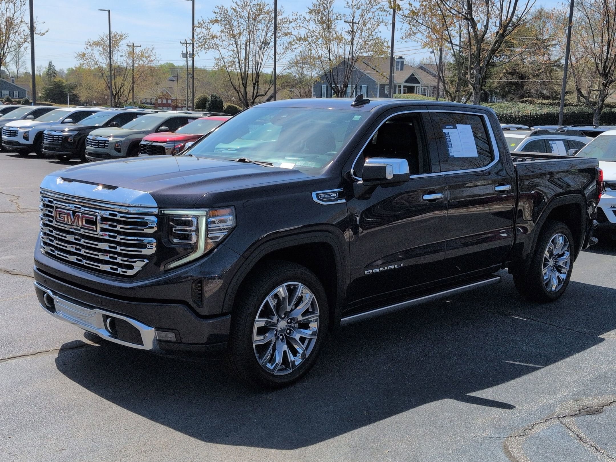 2025 GMC Sierra 1500 Denali photo 4