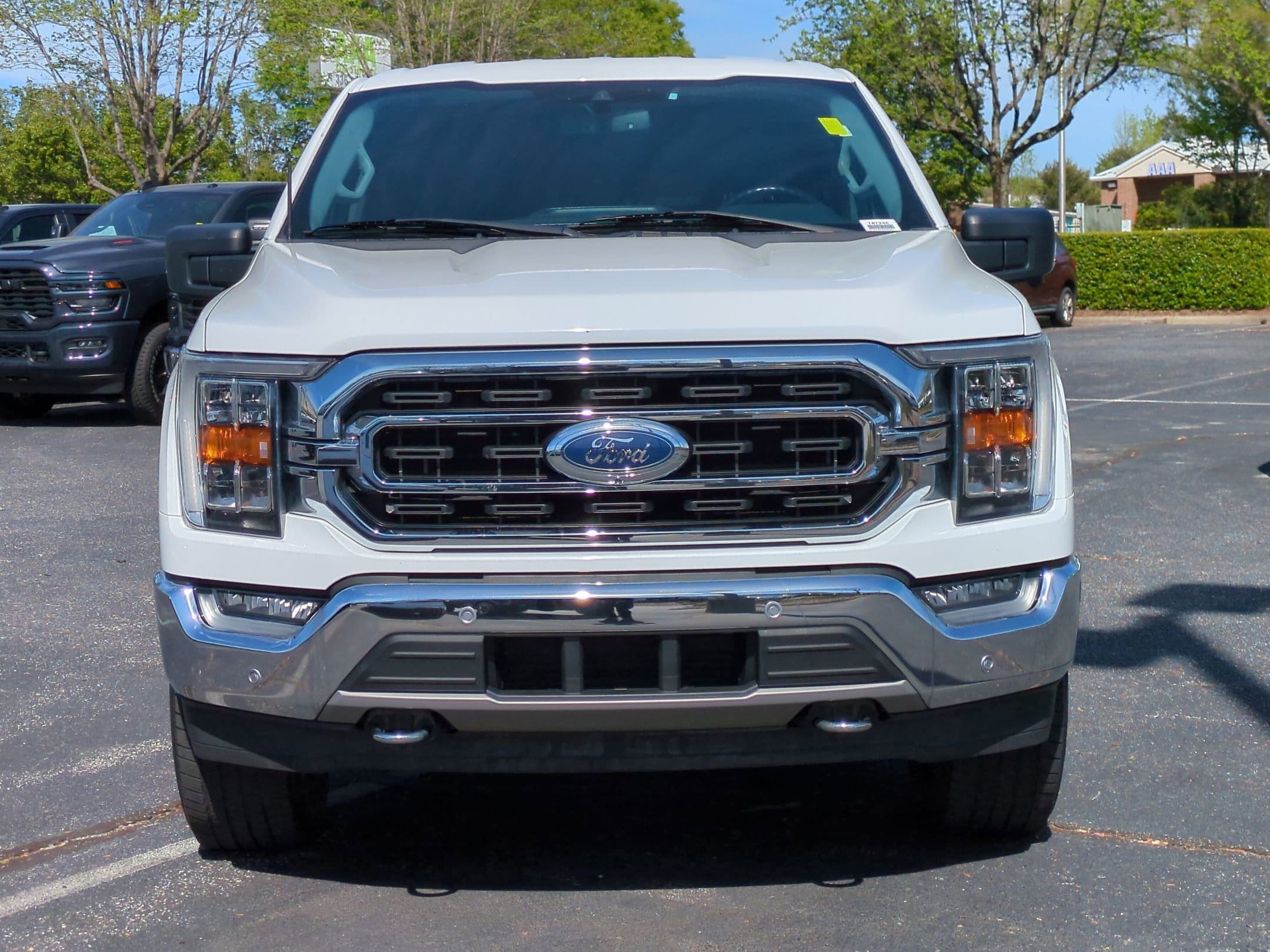 2021 Ford F-150 XLT photo 2