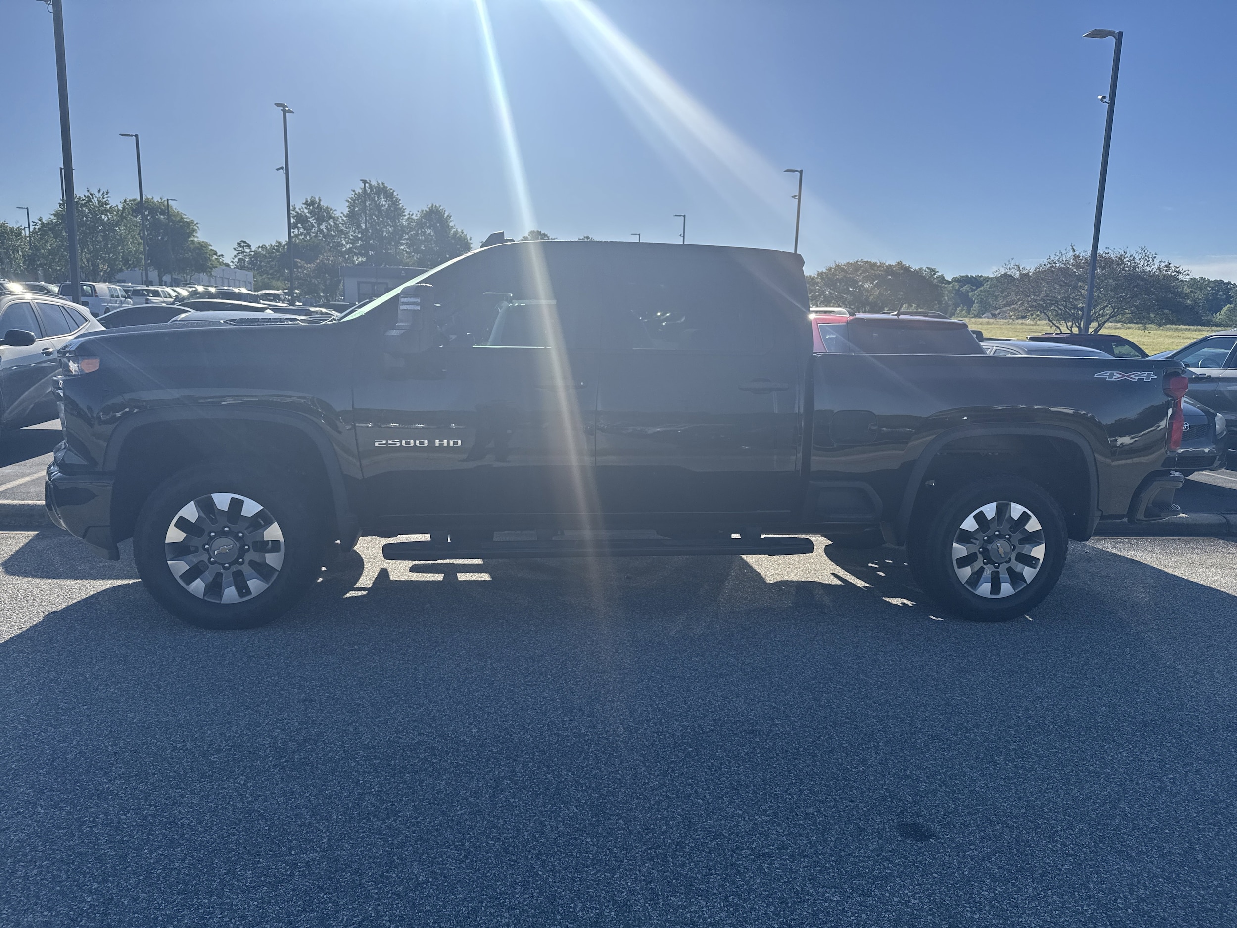 2024 Chevrolet Silverado 2500HD Custom photo 6