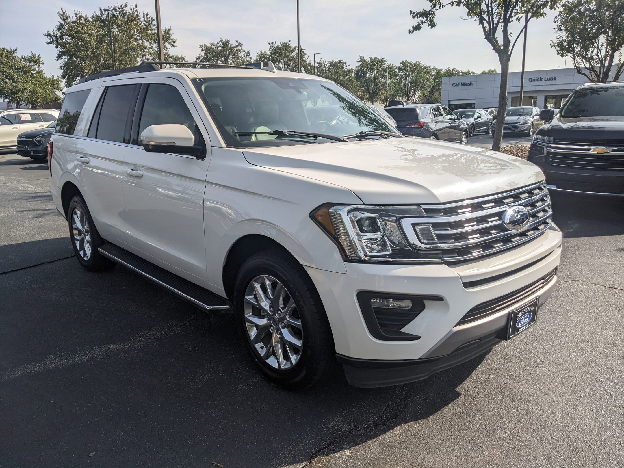2020 Ford Expedition XLT photo 2