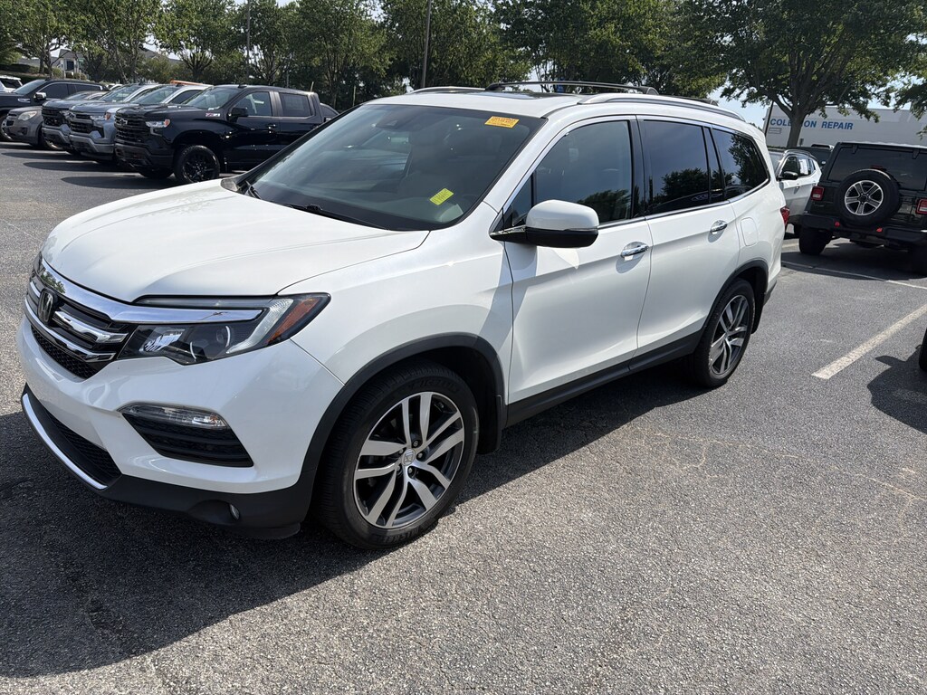Used 2017 Honda Pilot Touring SUV