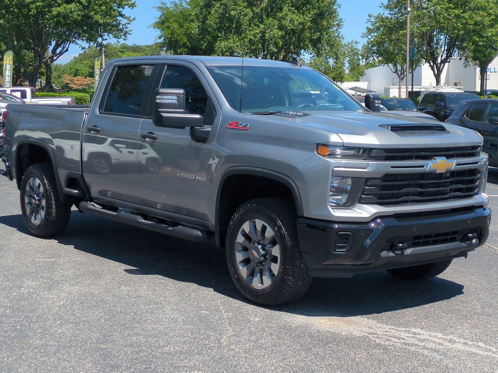 Used 2025 Chevrolet Silverado 2500HD Custom Pickup