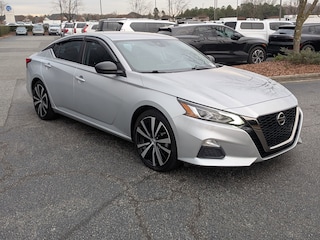 2022 Nissan Altima 2.5 SR Sedan