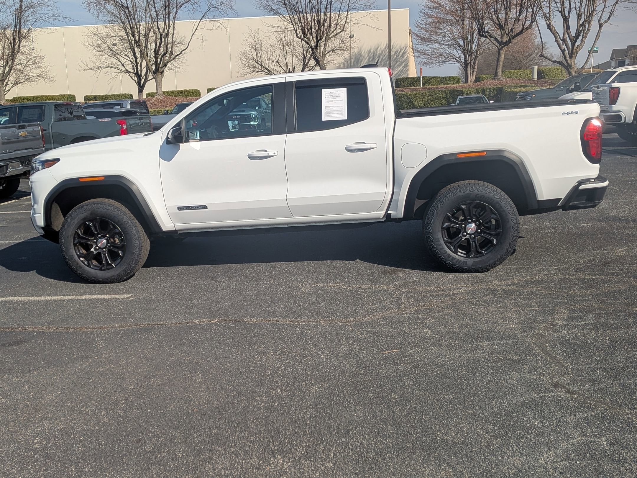 2023 GMC Canyon 4WD Elevation photo 5