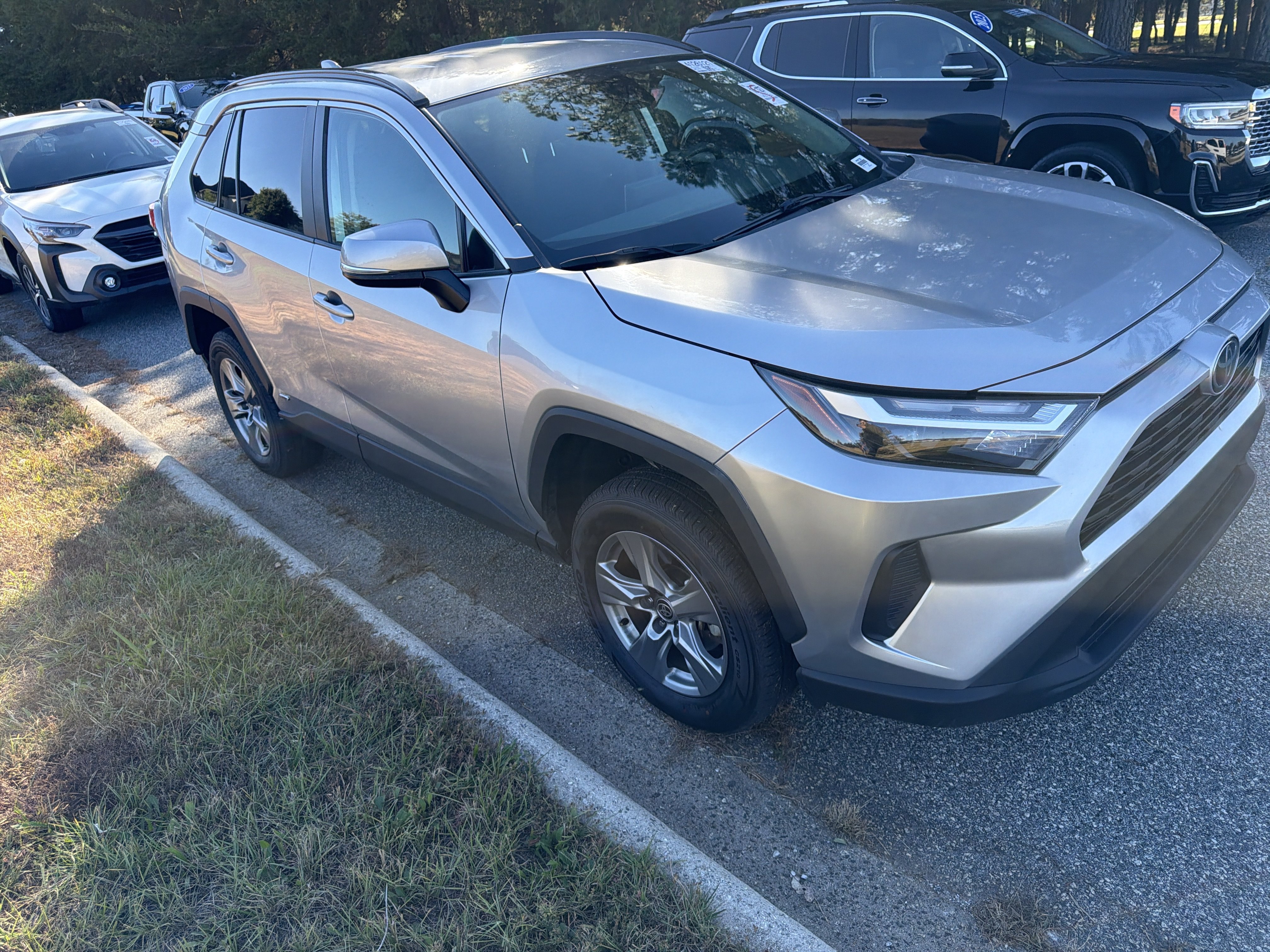 Used 2025 Toyota RAV4 Hybrid XLE SUV