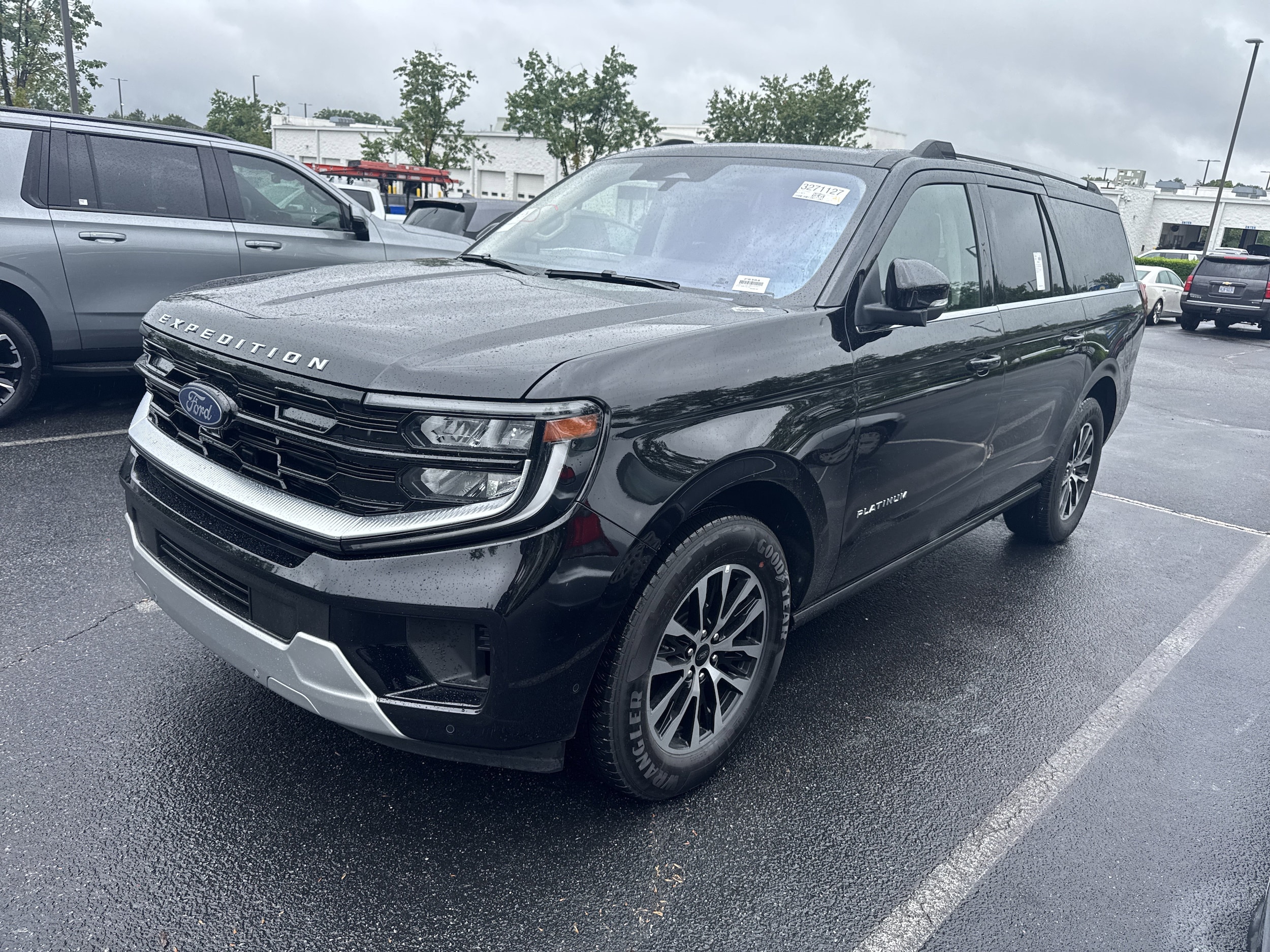 2025 Ford Expedition Max Platinum photo 4