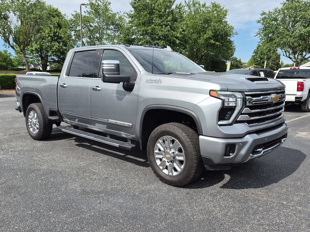 Used 2024 Chevrolet Silverado 2500HD High Country Pickup