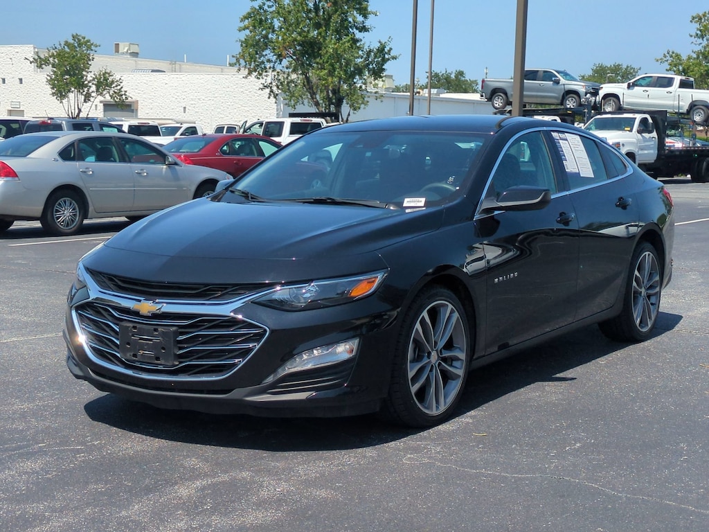 Used 2025 Chevrolet Malibu LT Sedan