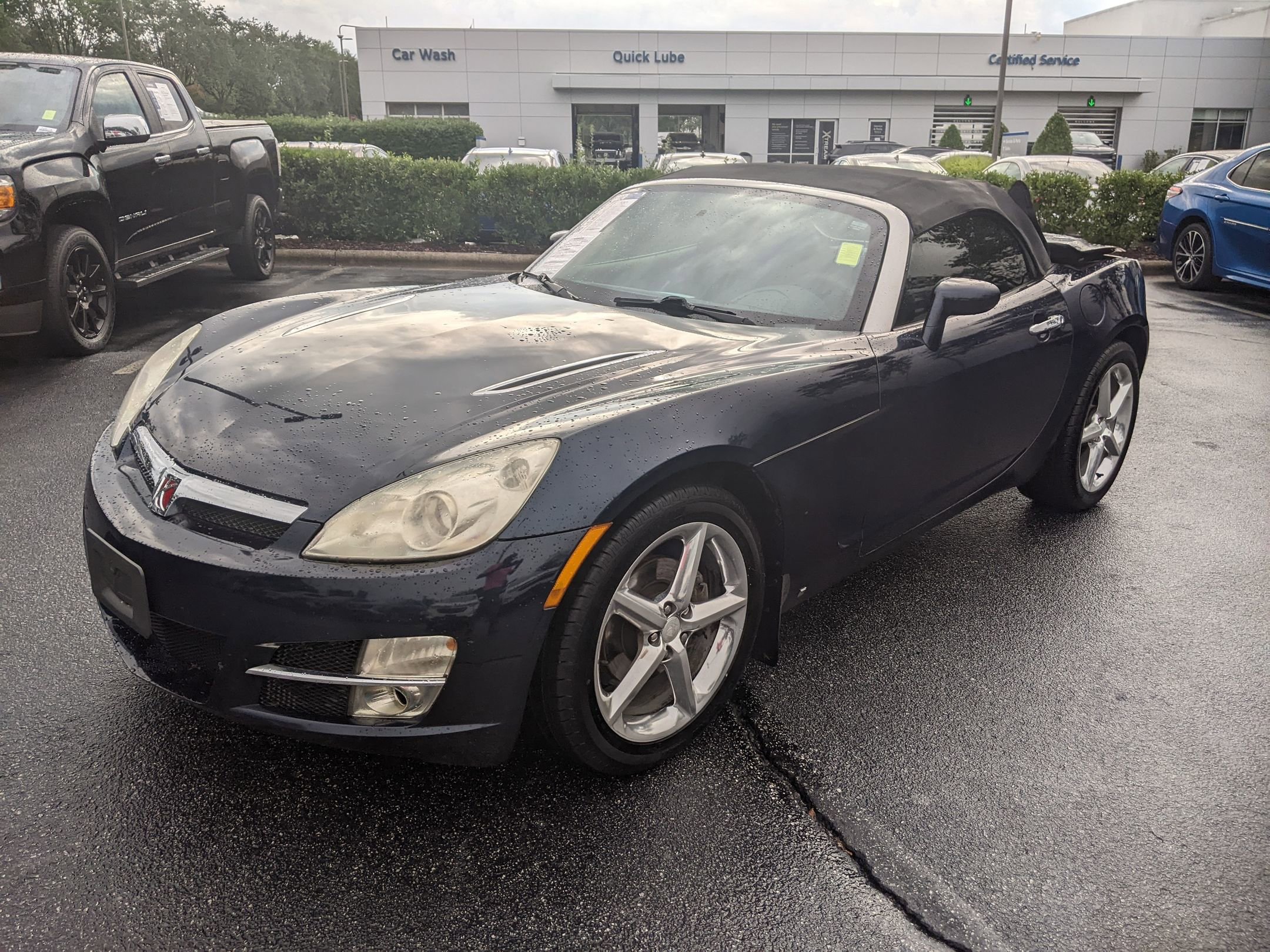 2007 Saturn Sky Convertible photo 3