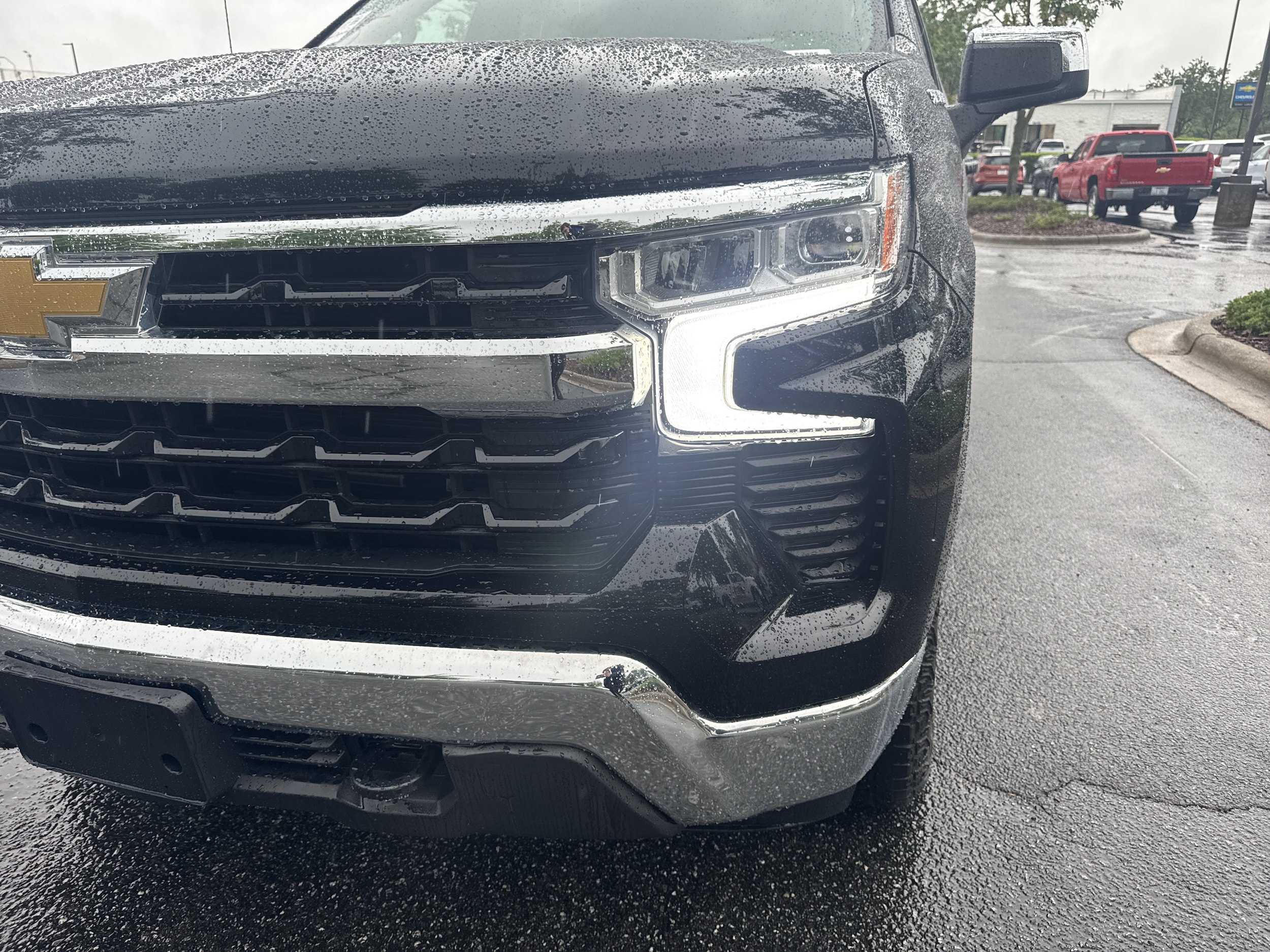 2024 Chevrolet Silverado 1500 LT photo 6