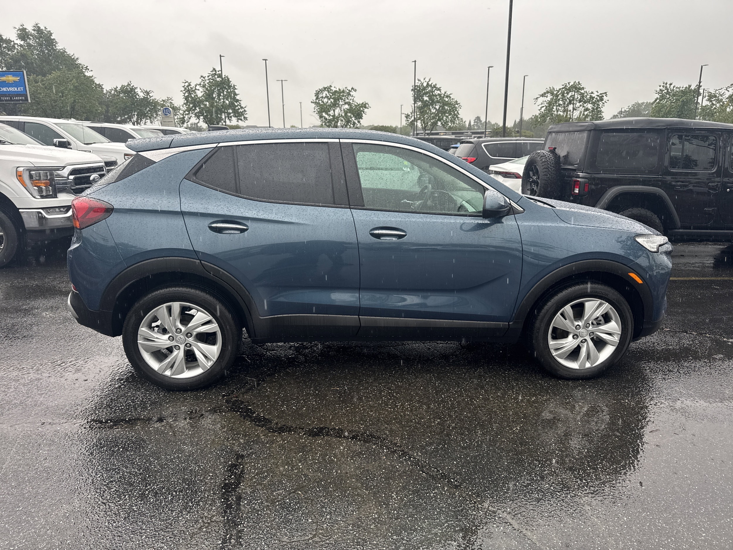 2024 Buick Encore GX Preferred photo 5