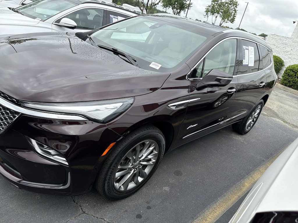 Used 2023 Buick Enclave Avenir SUV