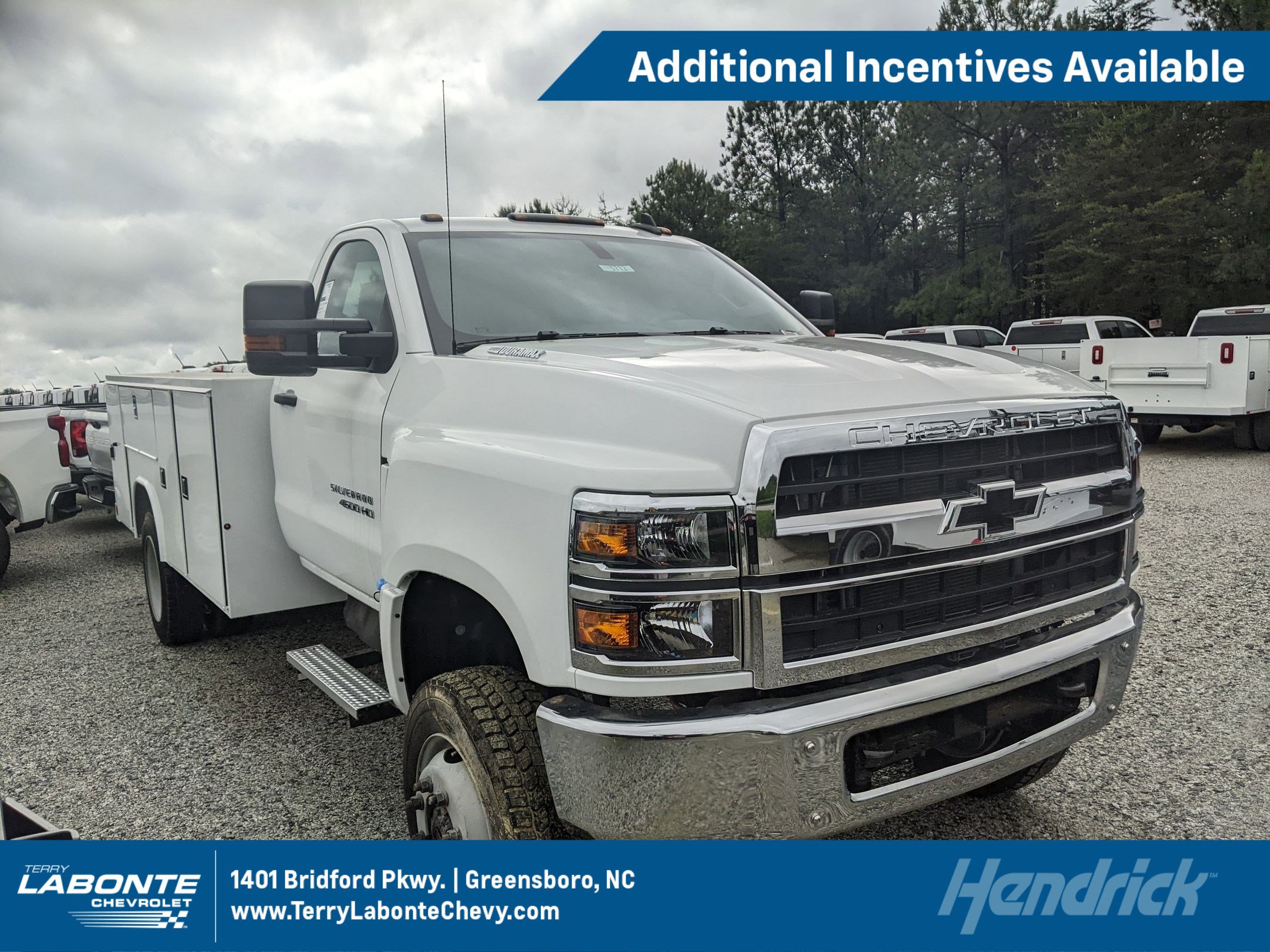 2023 Chevrolet Silverado Base's photo