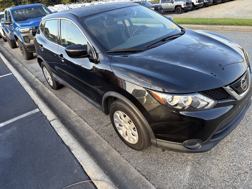 Used 2019 Nissan Rogue Sport S SUV
