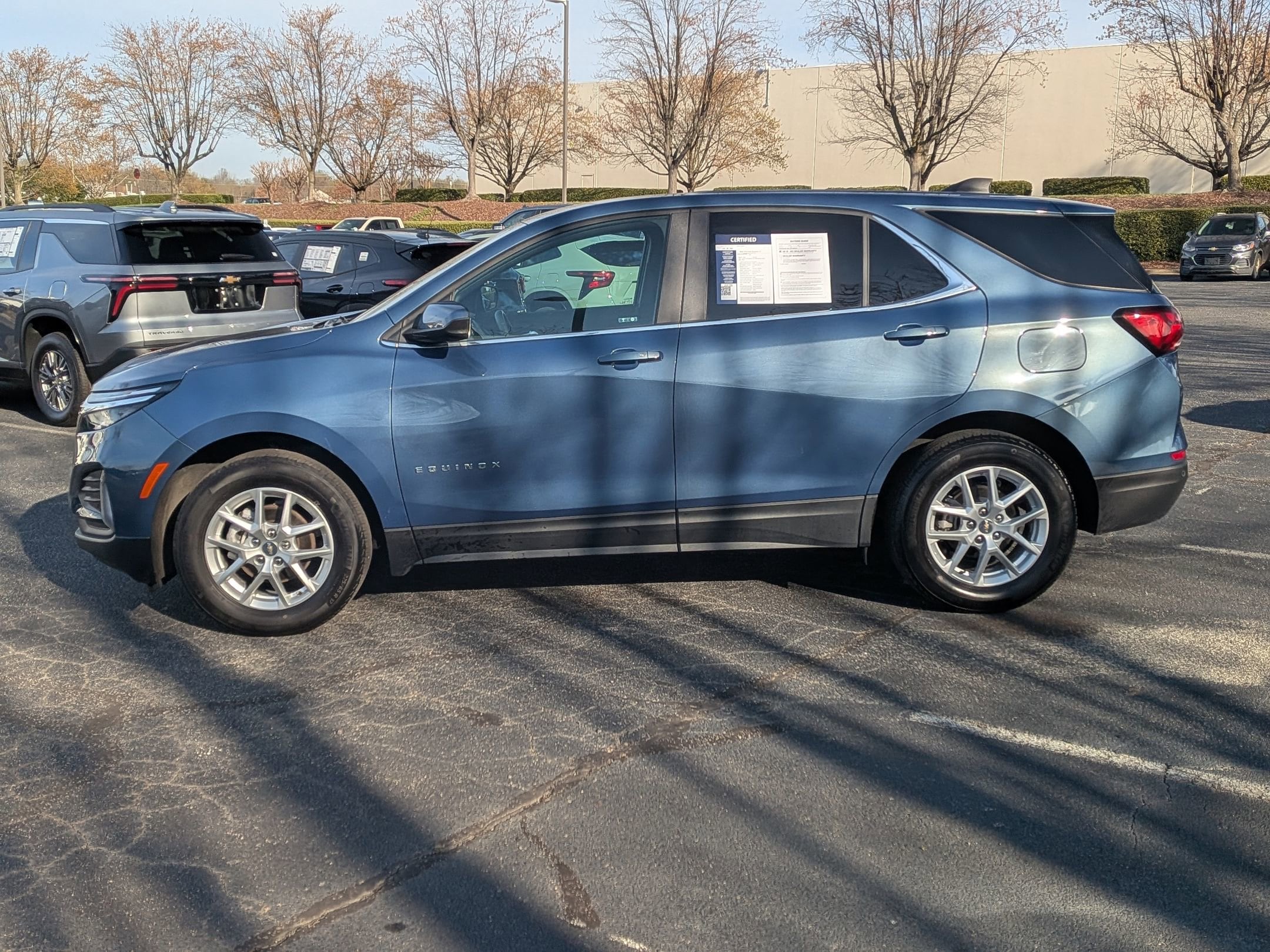2024 Chevrolet Equinox LT photo 5