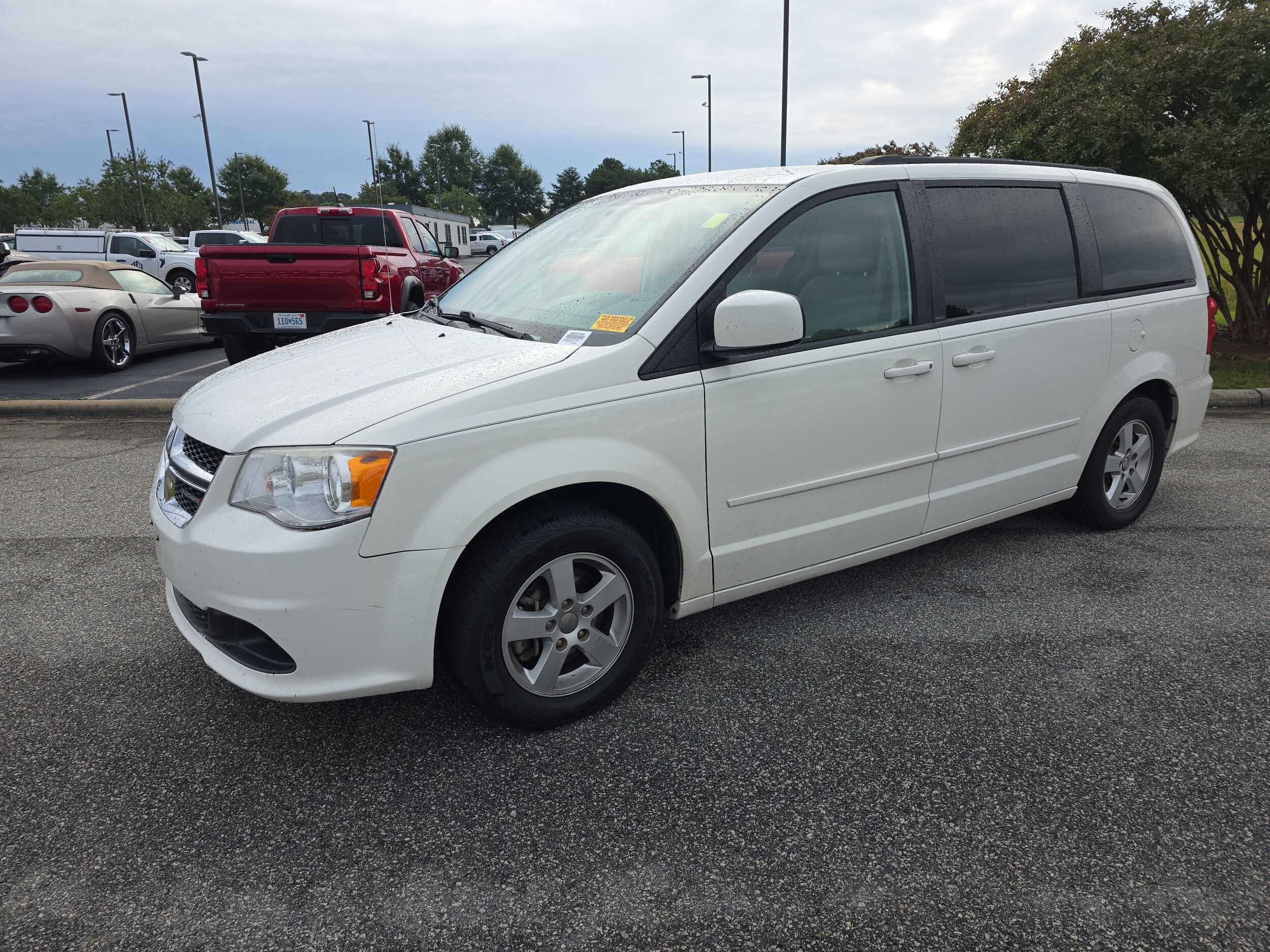 2012 Dodge Grand Caravan SXT photo 3