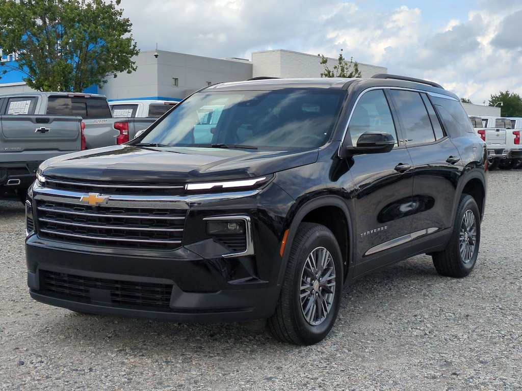 Used 2026 Chevrolet Traverse AWD LT SUV