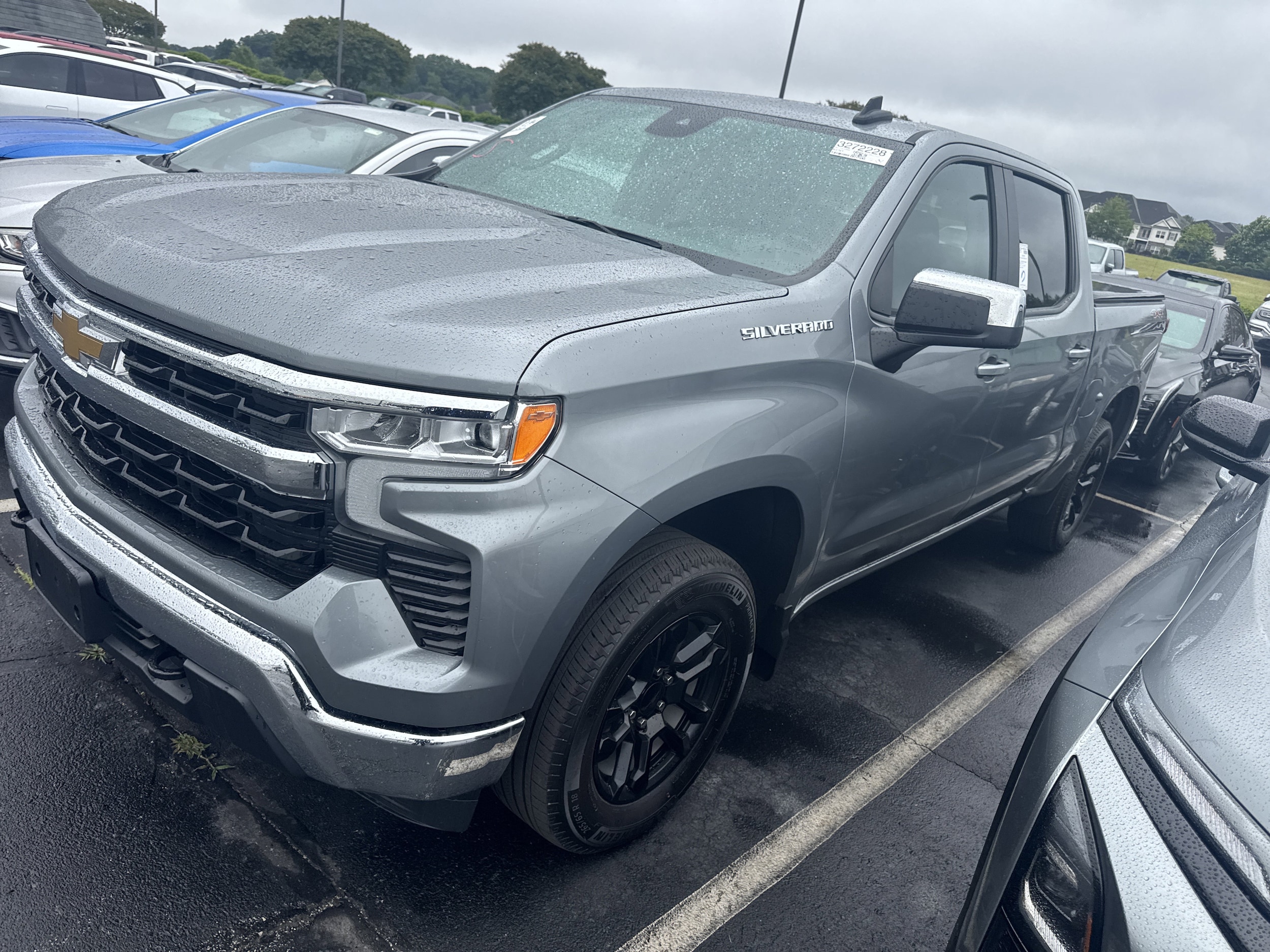 2023 Chevrolet Silverado 1500 LT photo 5