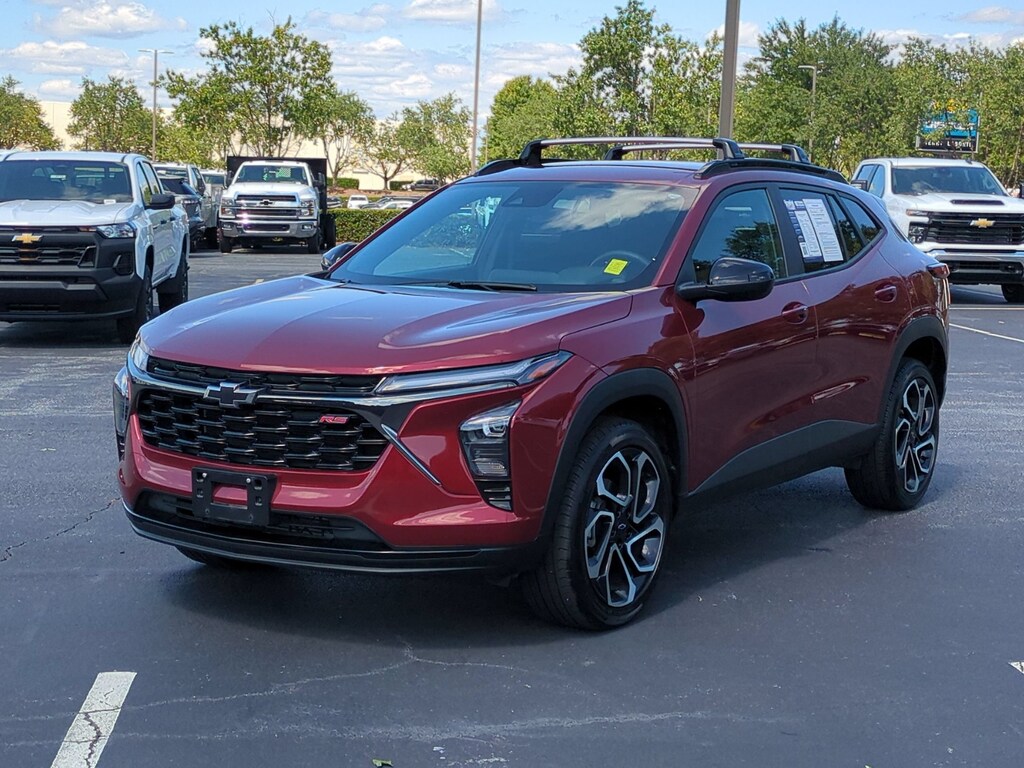 Used 2025 Chevrolet Trax 2RS SUV