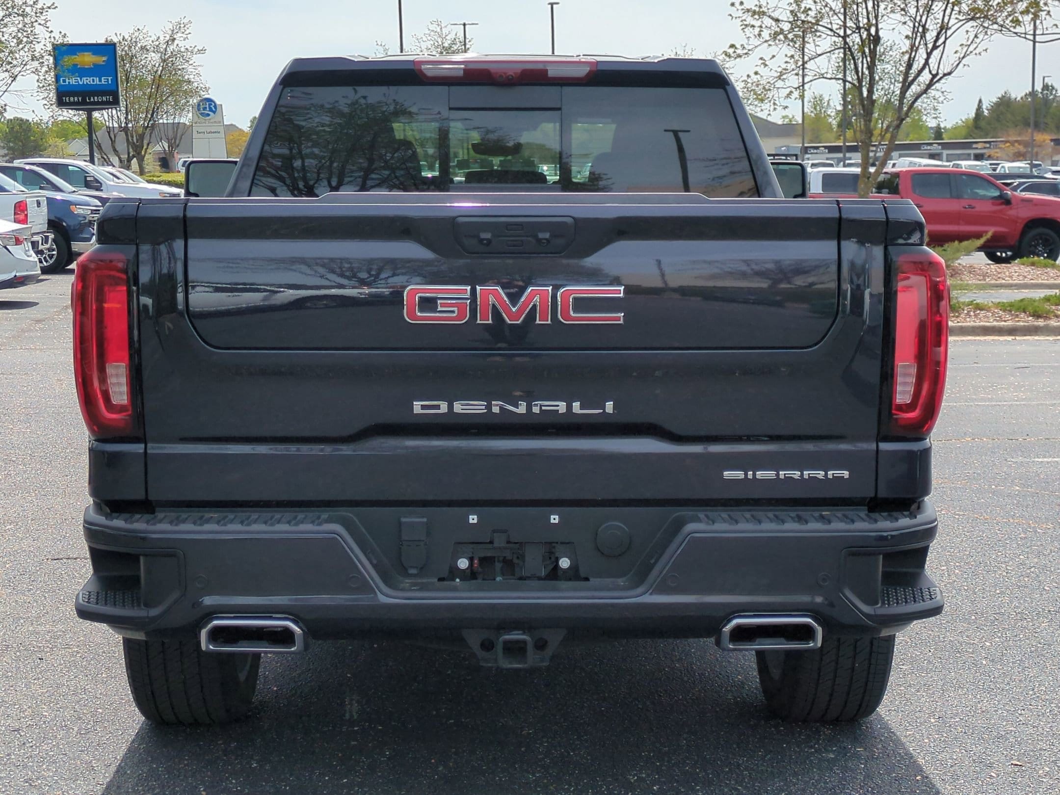 2025 GMC Sierra 1500 Denali photo 6
