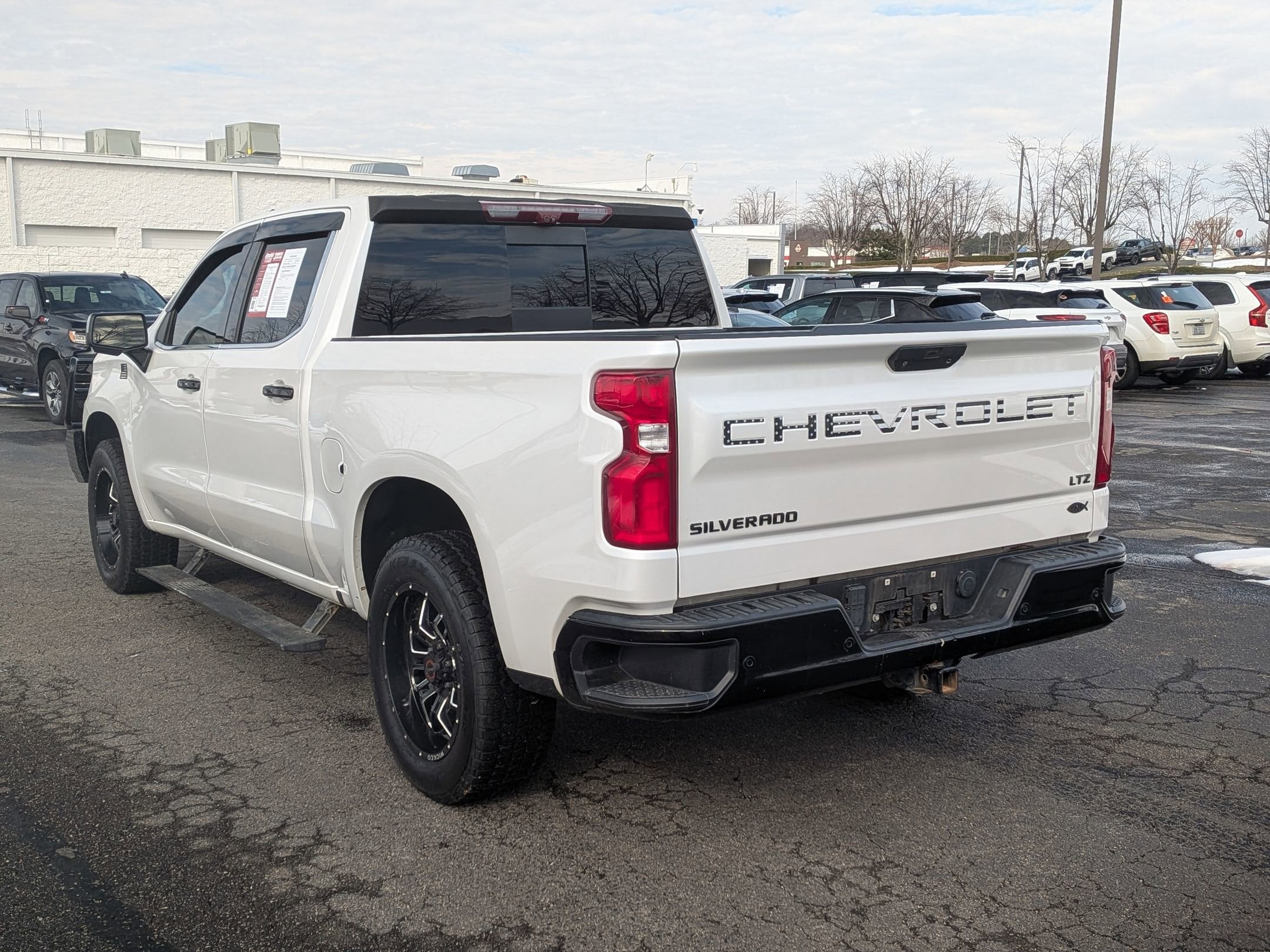 2022 Chevrolet Silverado 1500 LTD LTZ photo 6