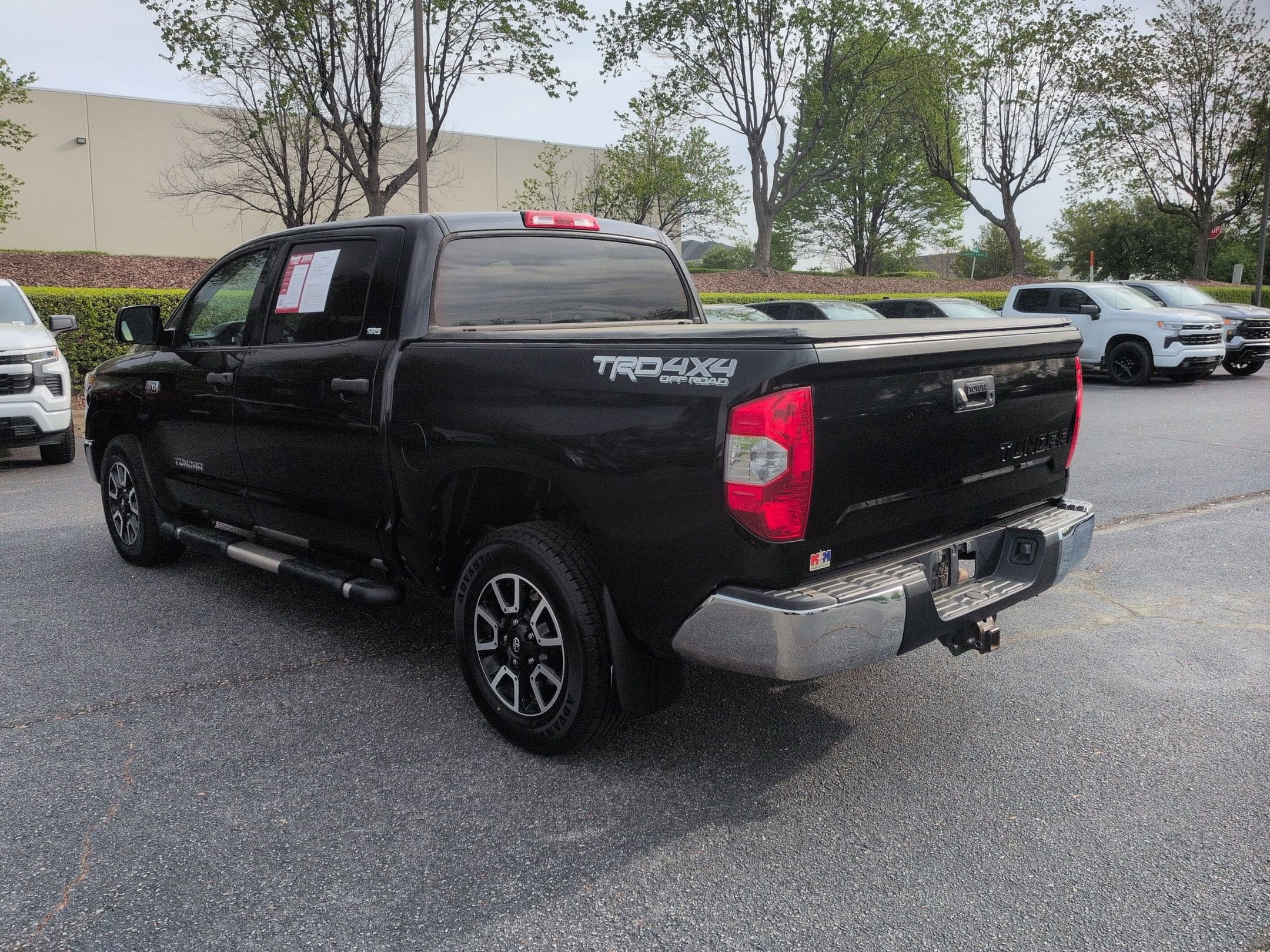 2019 Toyota Tundra 4WD SR5 photo 3