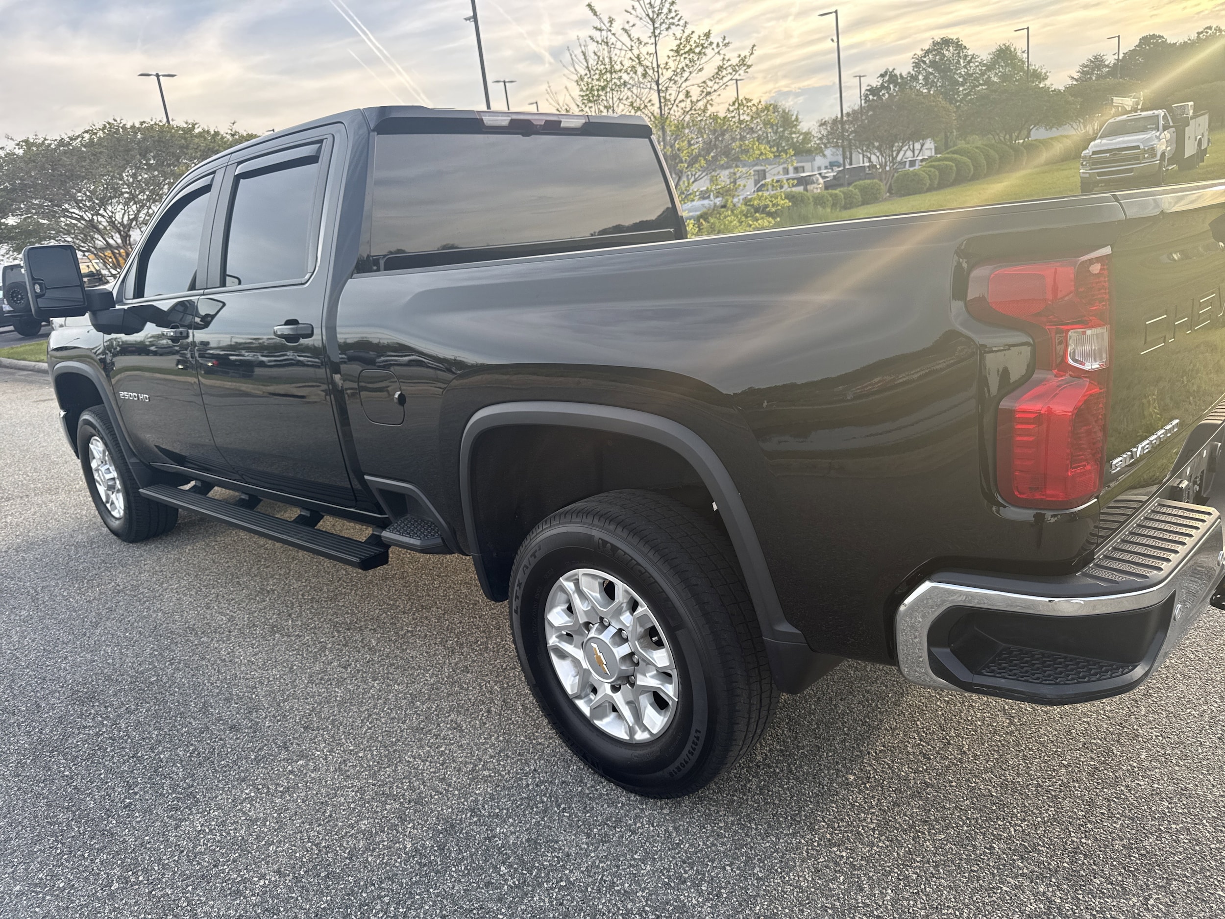 2024 Chevrolet Silverado 2500HD LT photo 5