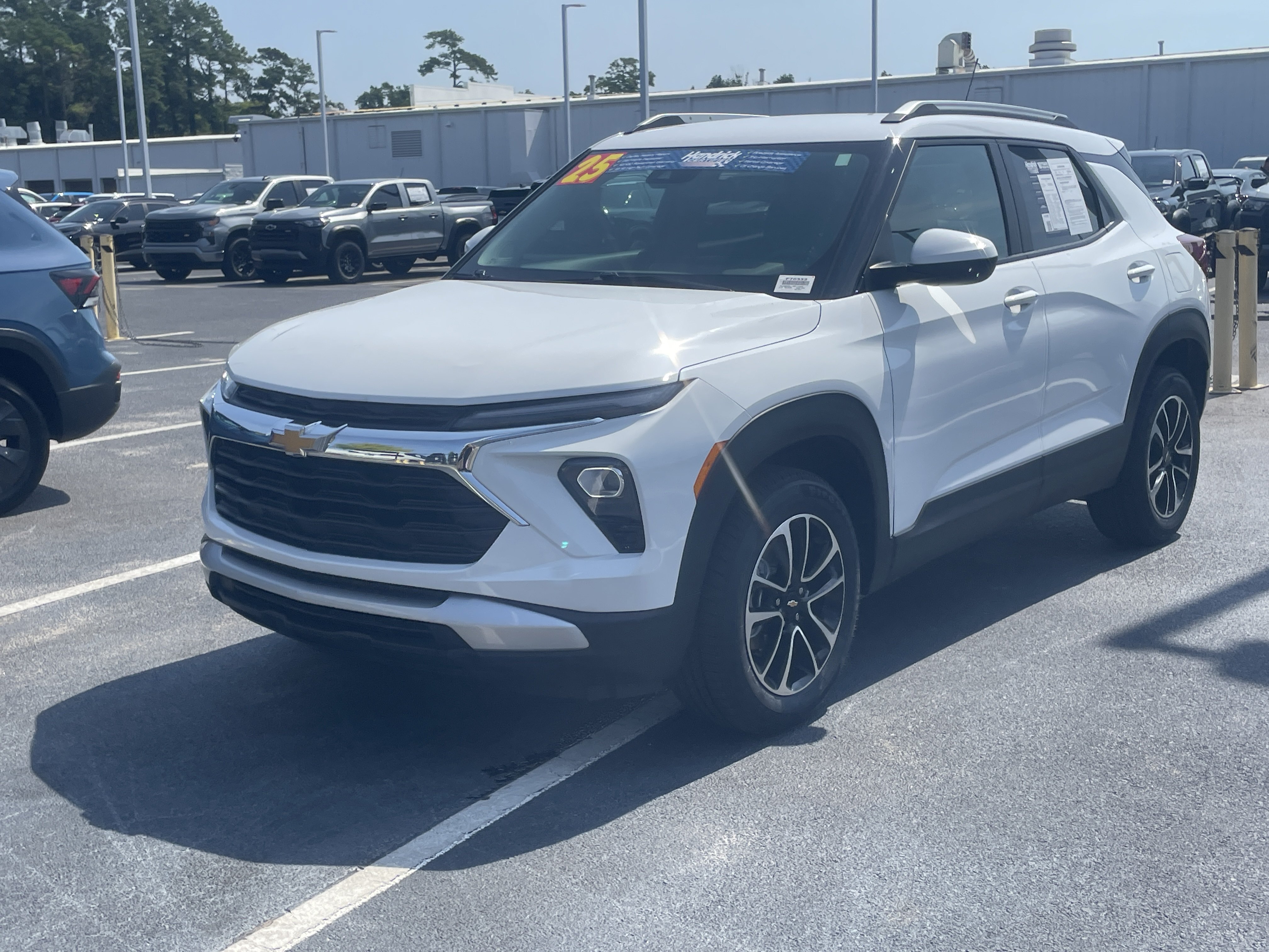 Used 2025 Chevrolet Trailblazer LT SUV