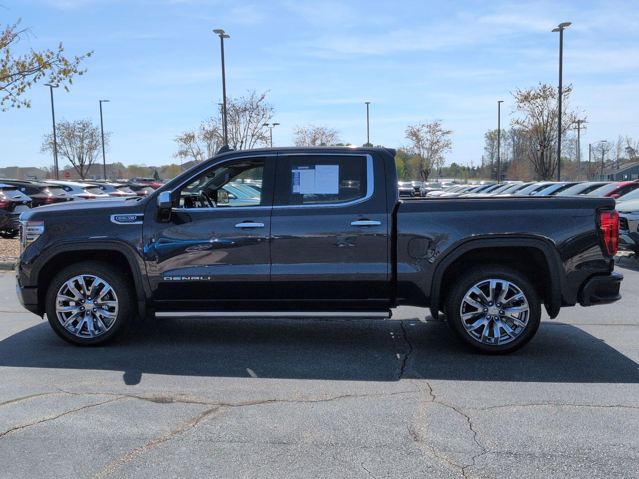 2025 GMC Sierra 1500 Denali photo 5