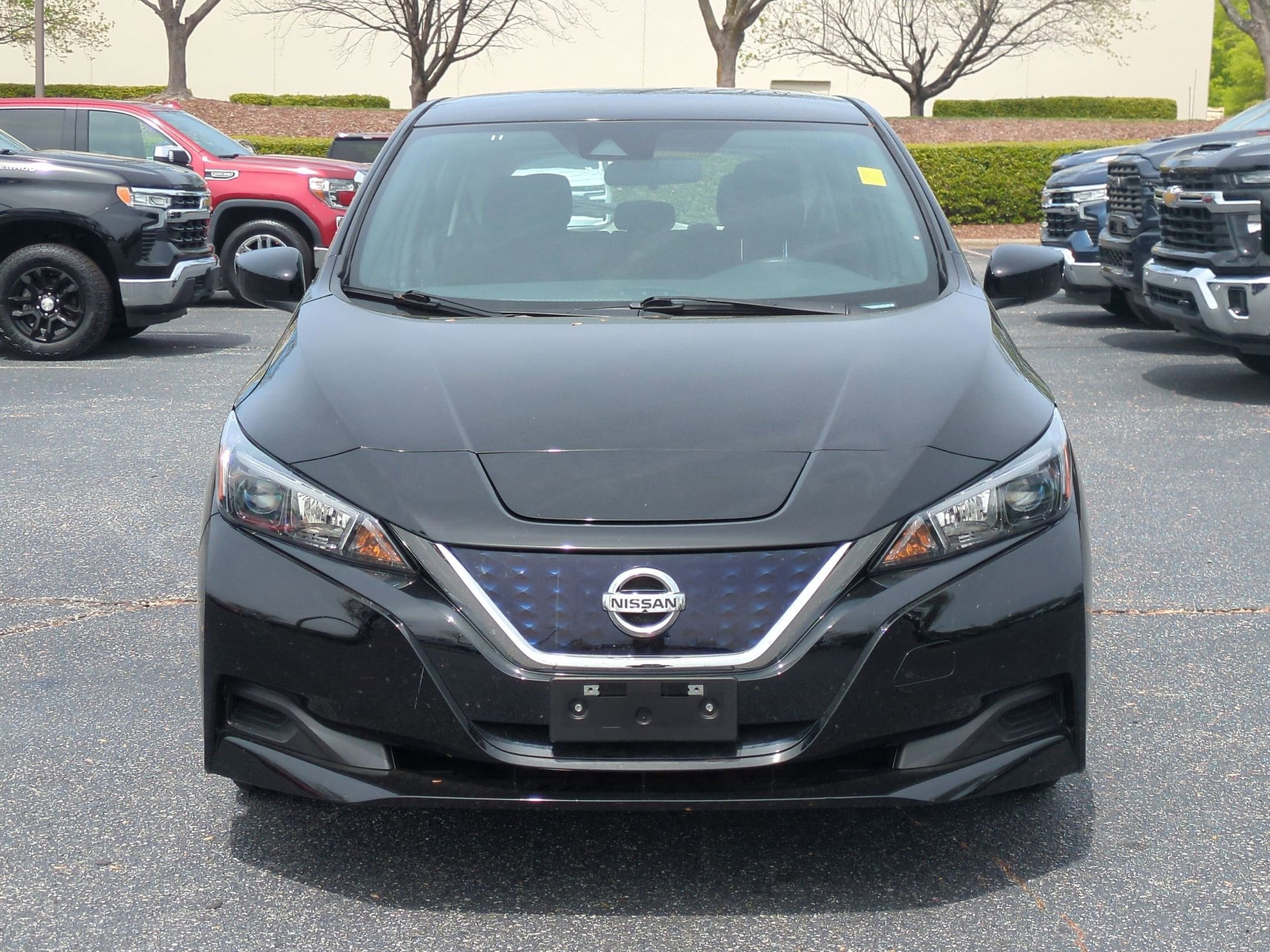 2021 Nissan Leaf S photo 2