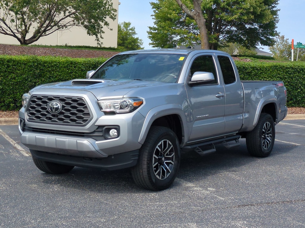 Used 2020 Toyota Tacoma 4WD Pickup