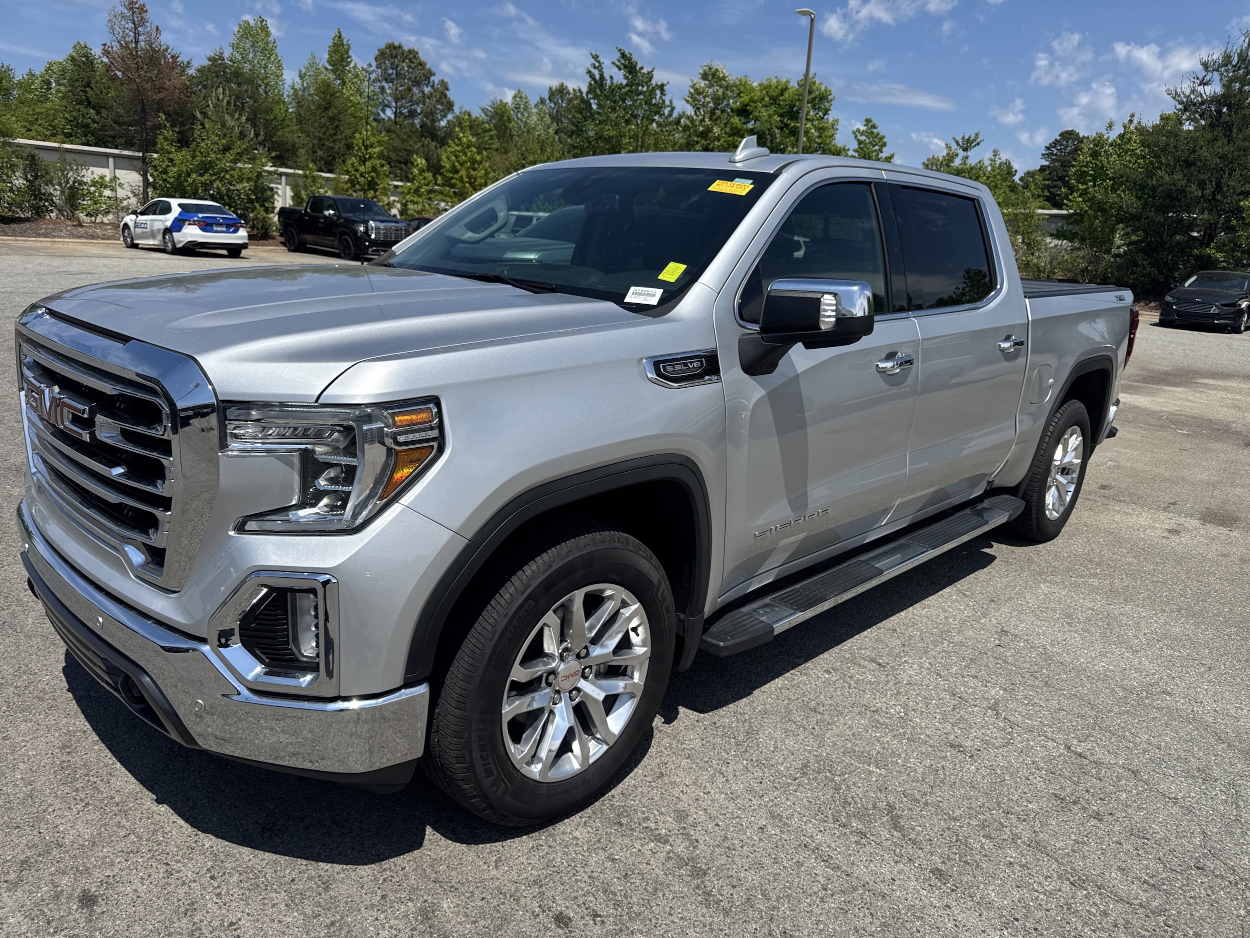 2019 GMC Sierra 1500 SLT photo 4