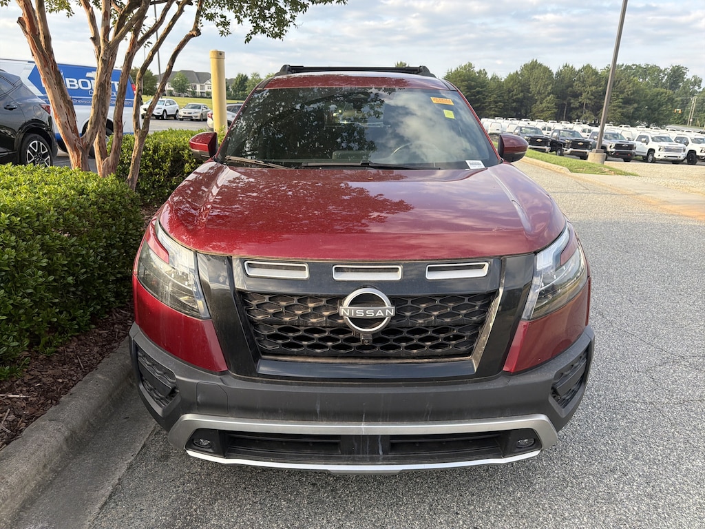 Used 2023 Nissan Pathfinder SUV