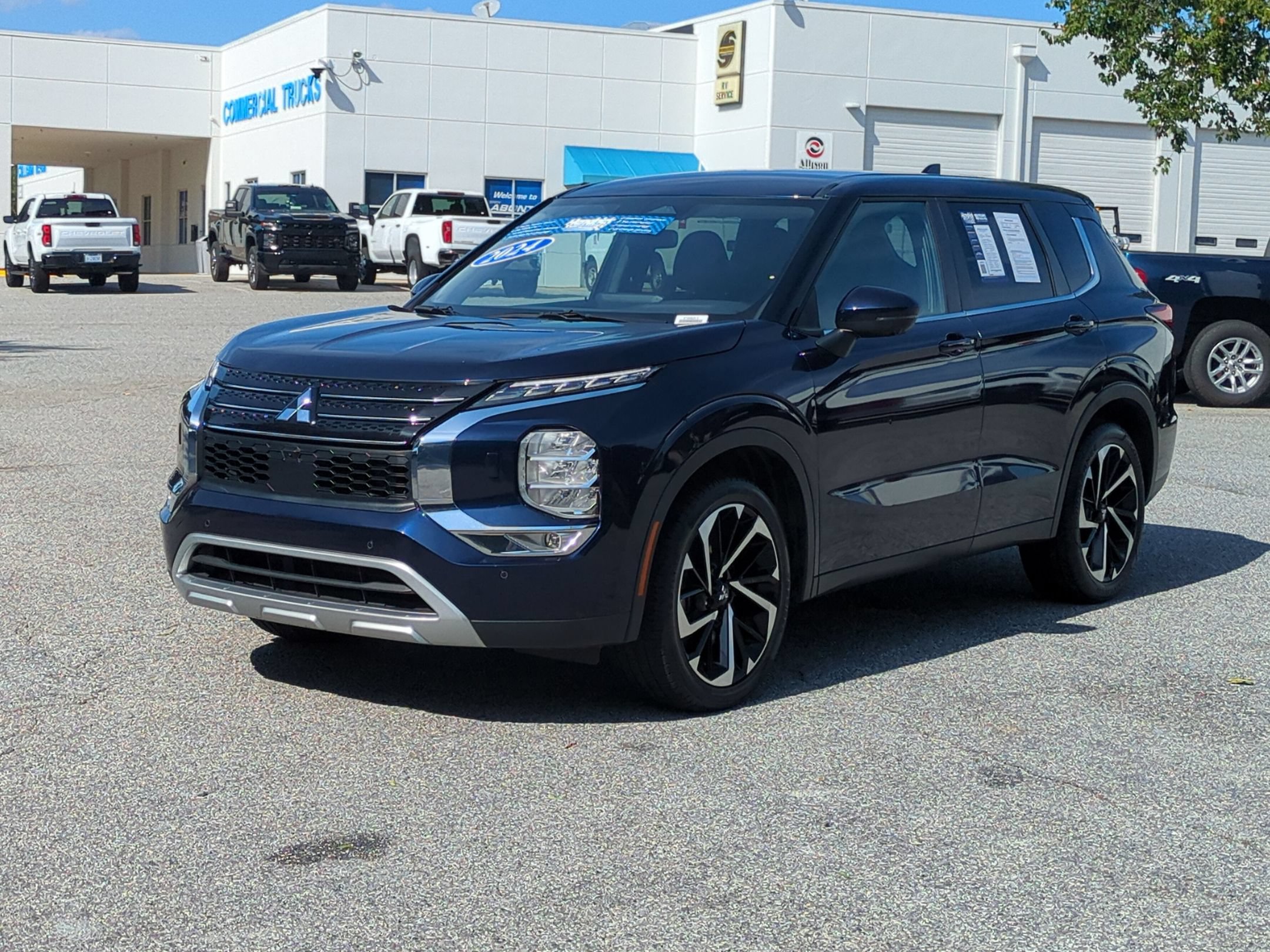 Used 2024 Mitsubishi Outlander SE SUV