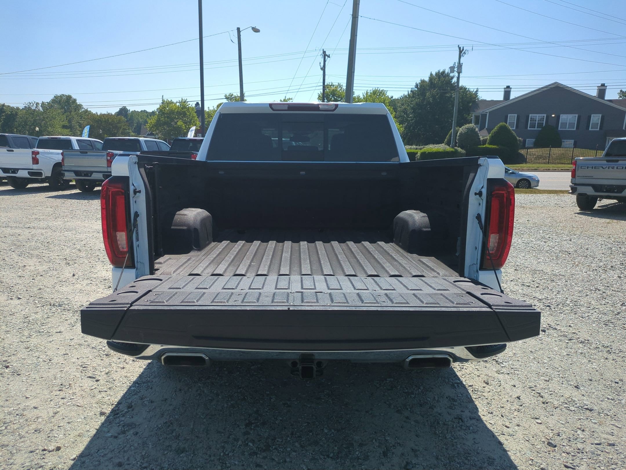 2023 GMC Sierra 1500 SLT - Photo 31