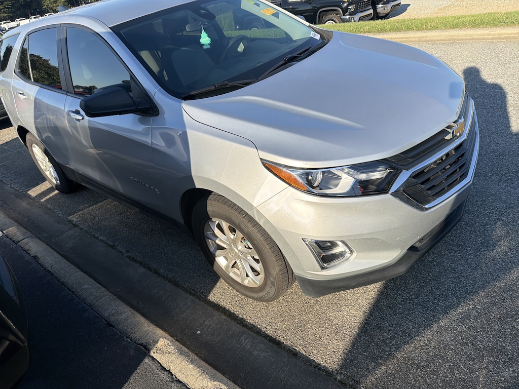 Used 2021 Chevrolet Equinox LS SUV