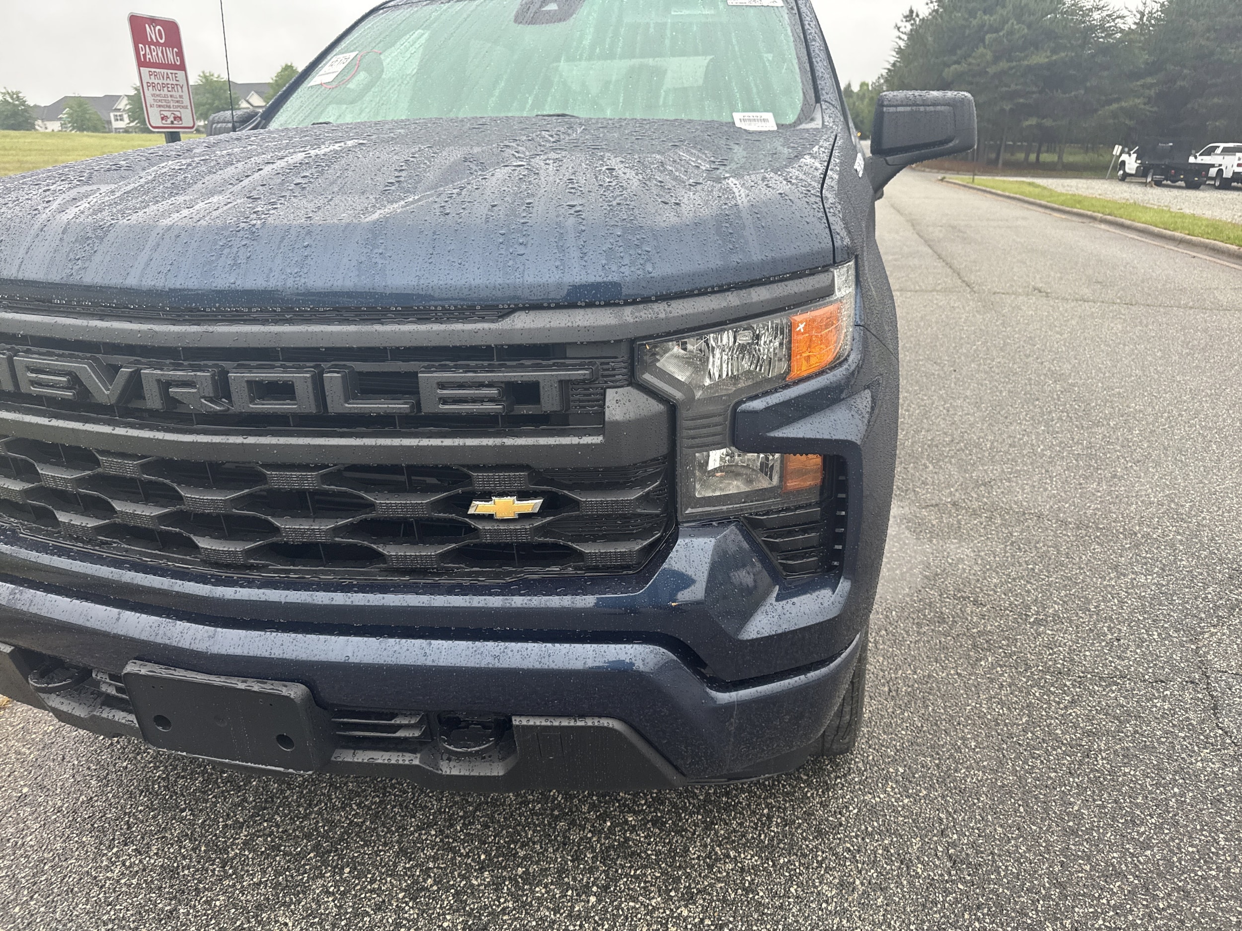 2022 Chevrolet Silverado 1500 Custom photo 3