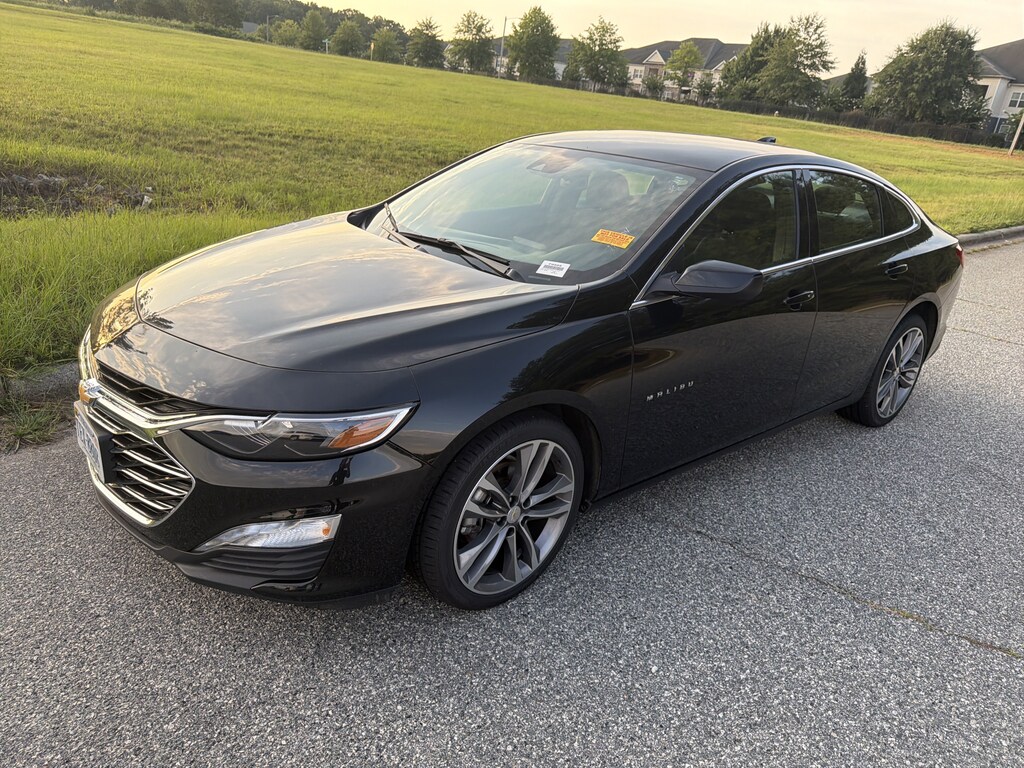 Used 2025 Chevrolet Malibu LT Sedan