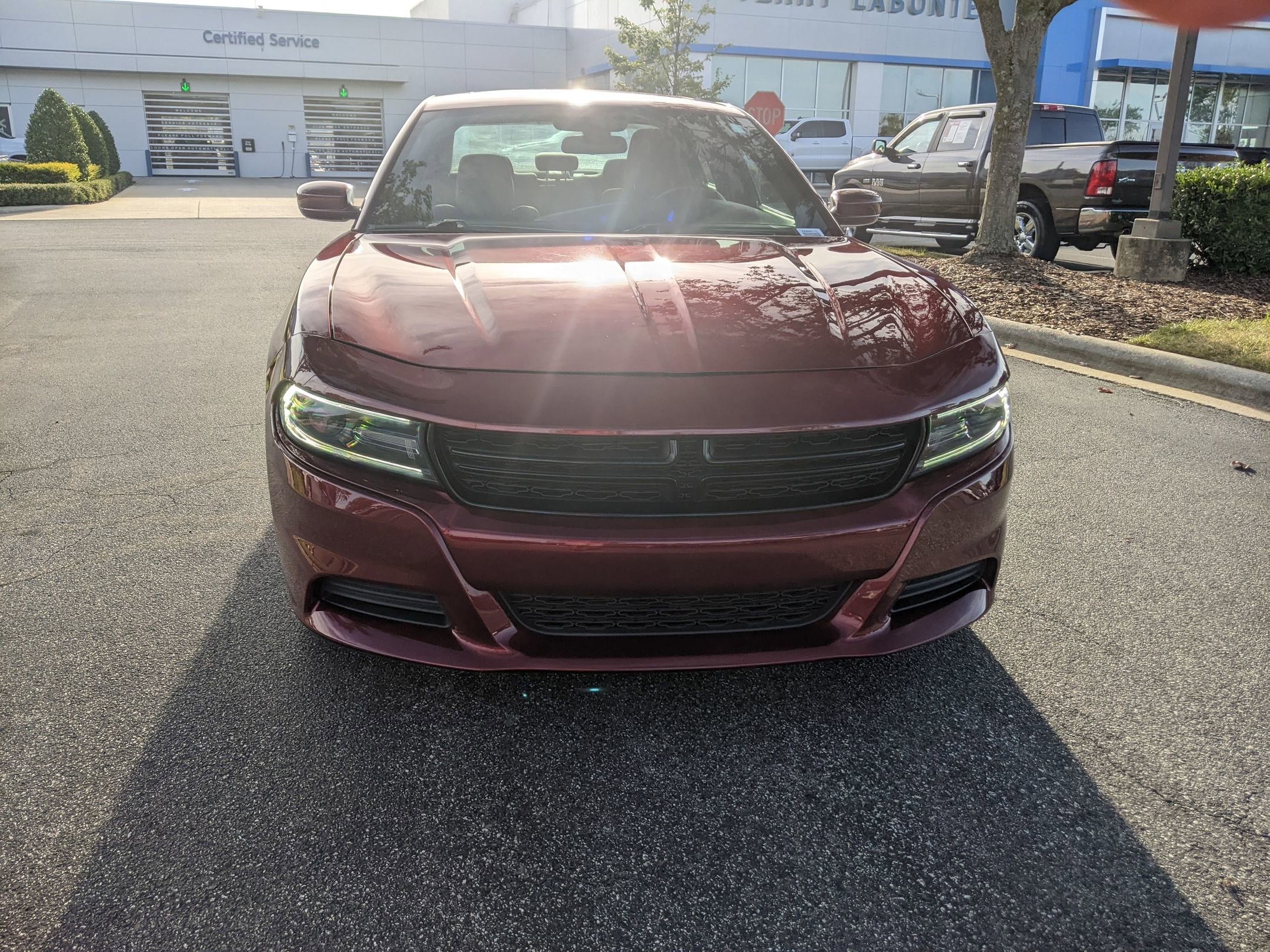 2019 Dodge Charger SXT photo 2