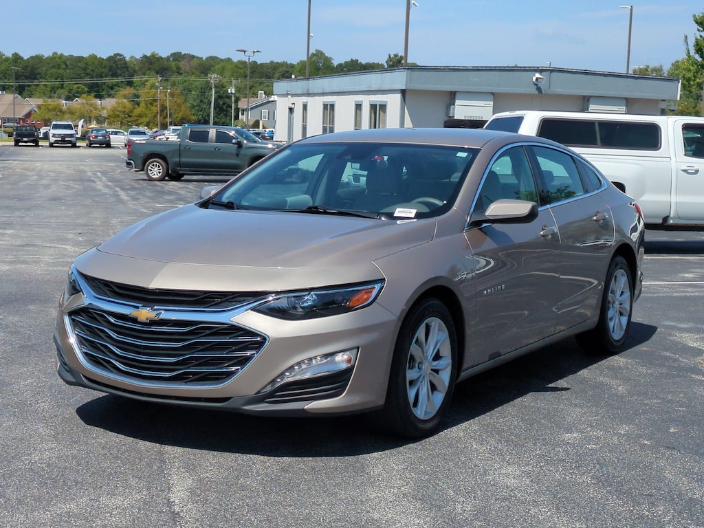 Used 2025 Chevrolet Malibu LT Sedan