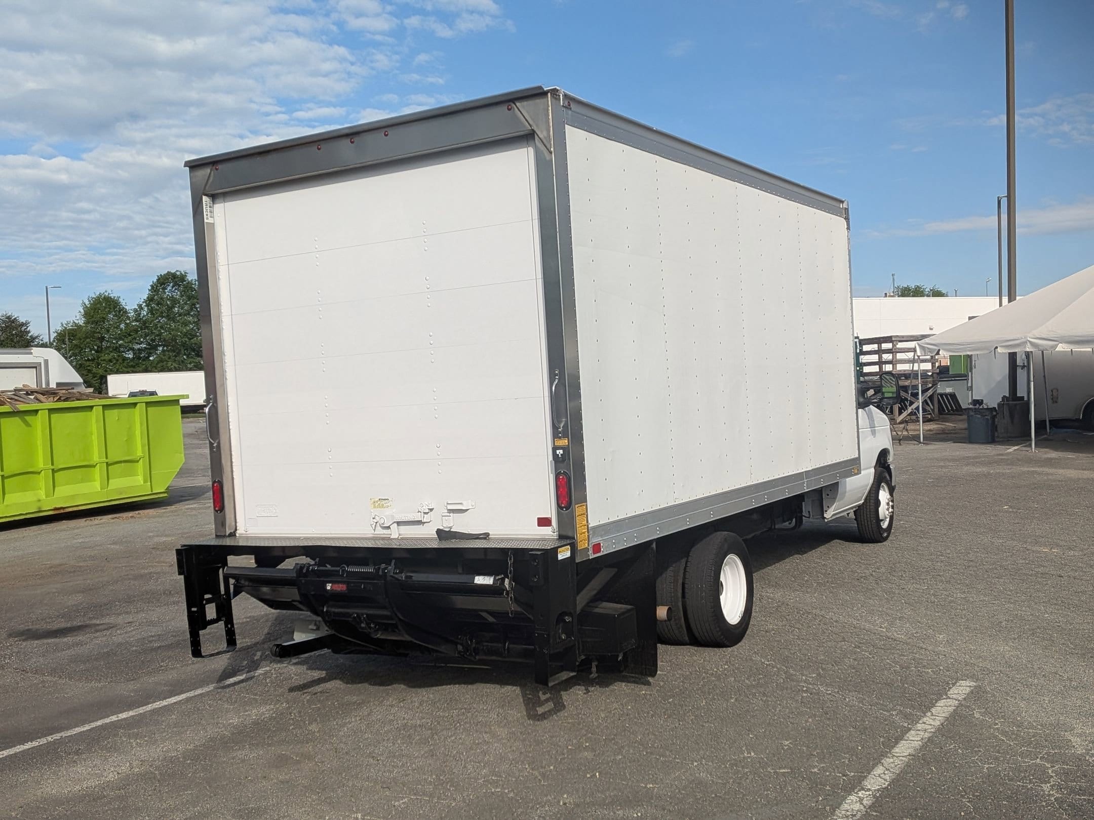 2024 Ford E-Series Cutaway photo 3