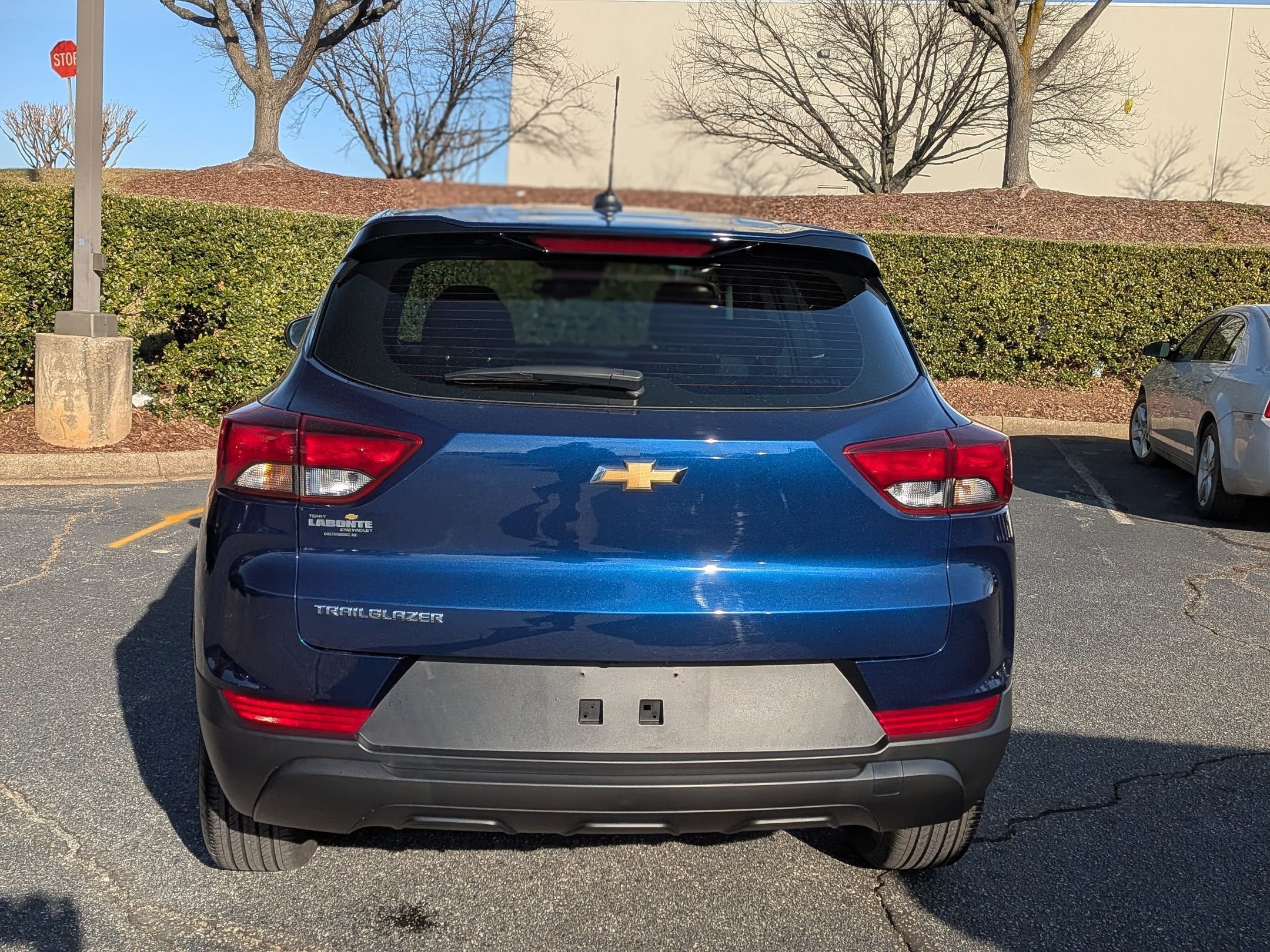 2023 Chevrolet Trailblazer LS photo 3
