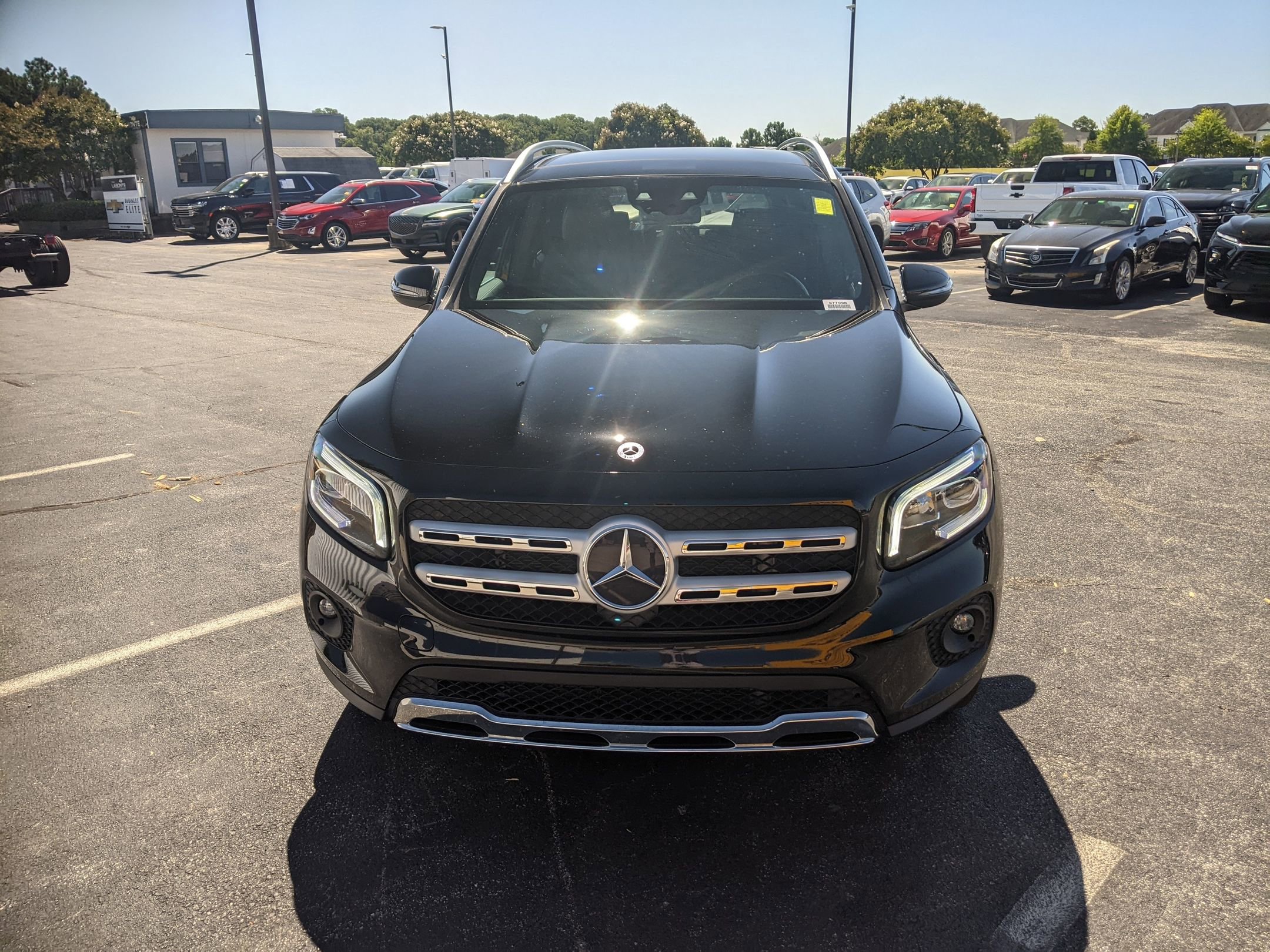 2021 Mercedes Benz GLB 250 photo 3
