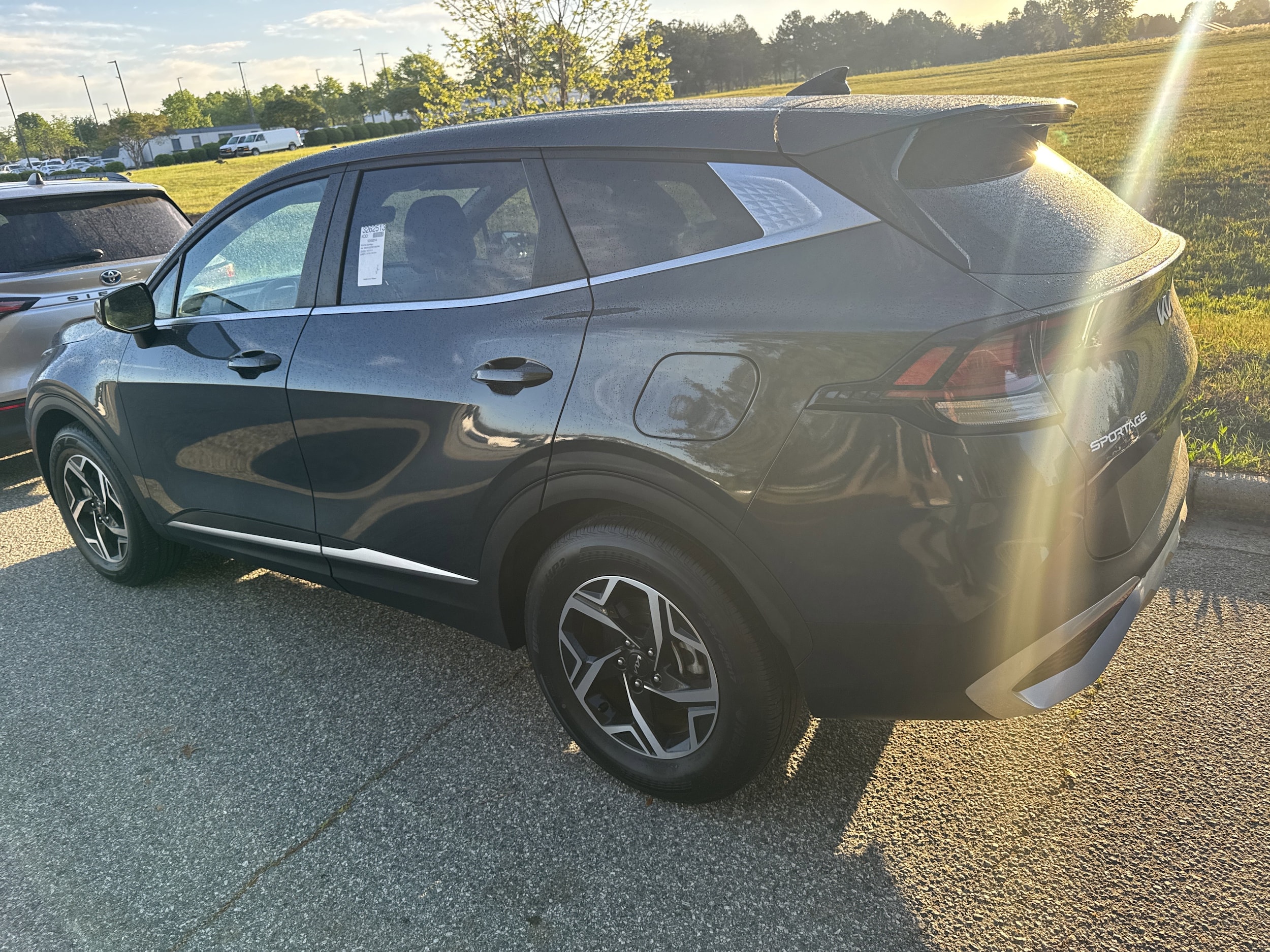 2024 Kia Sportage LX photo 5